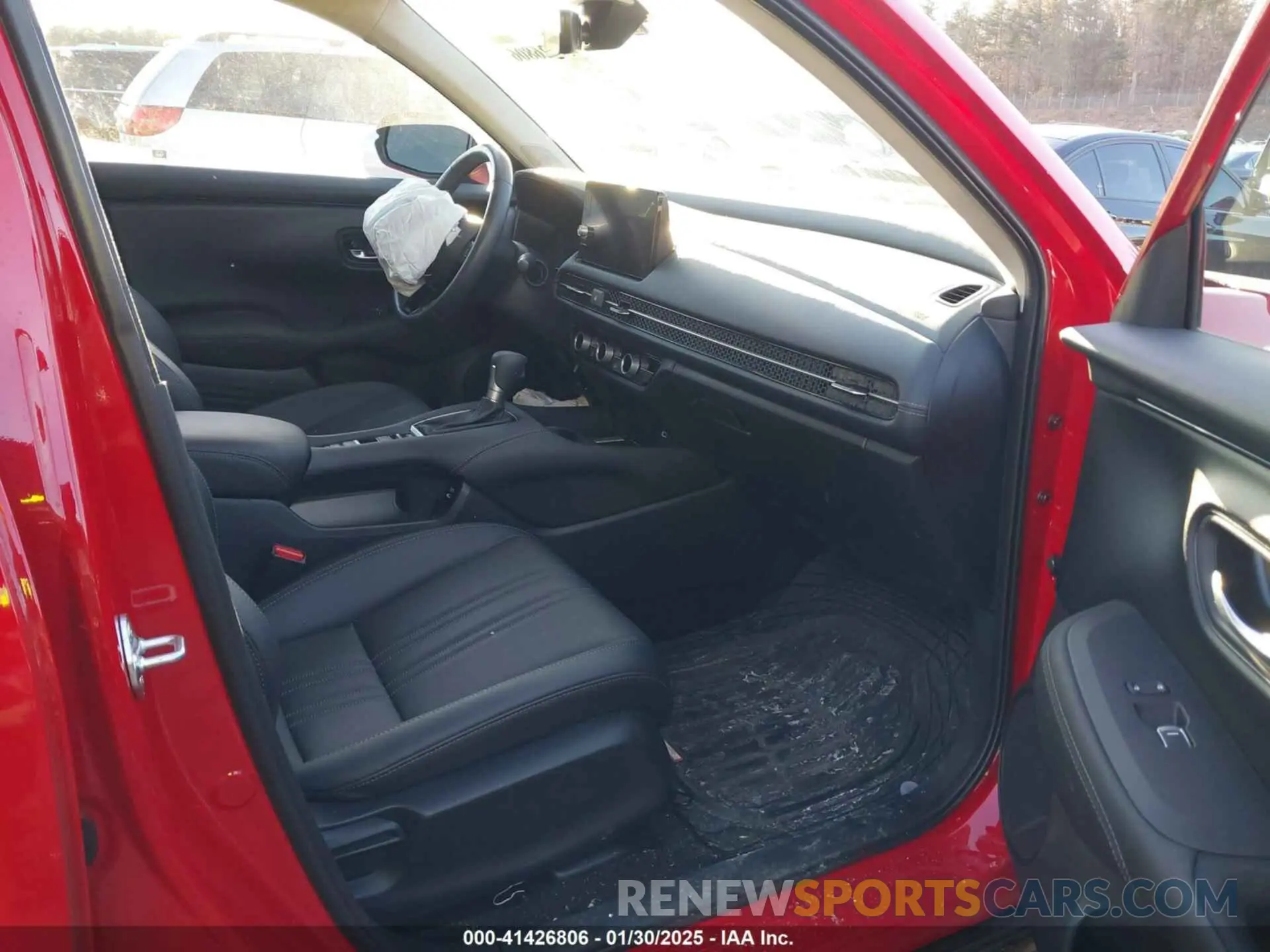 5 Photograph of a damaged car 3CZRZ2H77SM718617 HONDA HR-V 2025