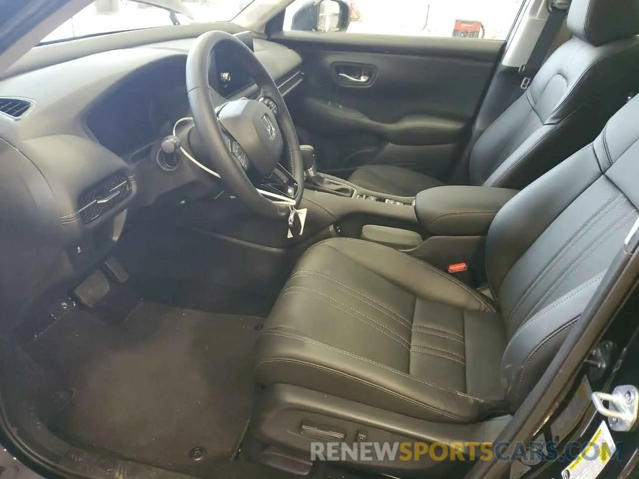 7 Photograph of a damaged car 3CZRZ2H77SM751861 HONDA HR-V 2025