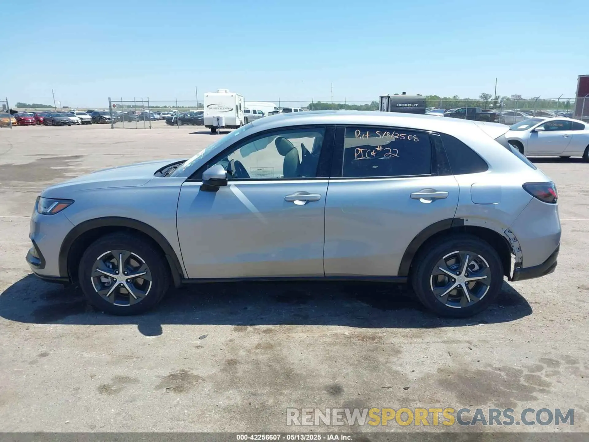 14 Photograph of a damaged car 3CZRZ2H79SM761680 HONDA HR-V 2025
