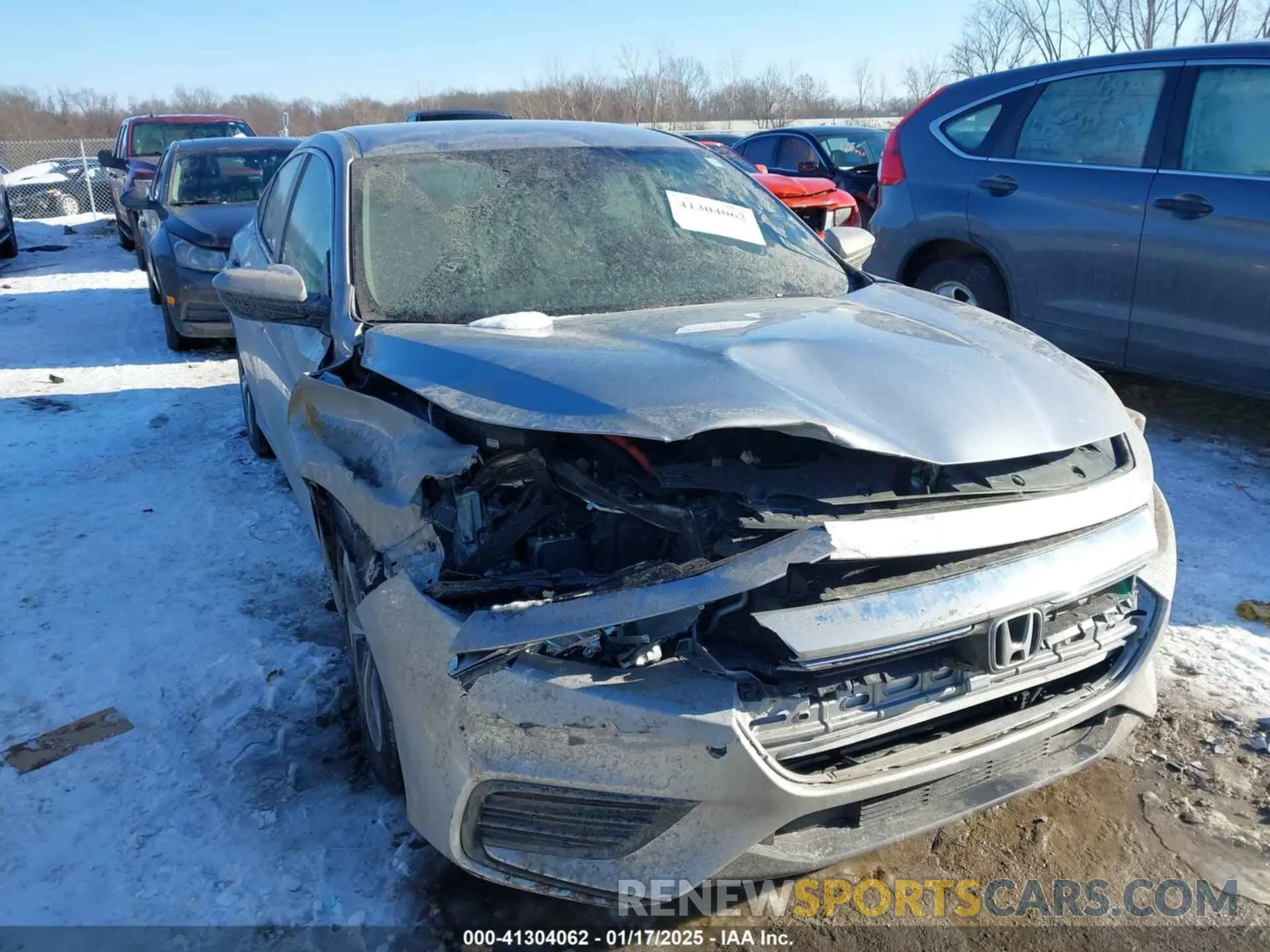 1 Фотография поврежденного автомобиля 19XZE4F11KE021899 HONDA INSIGHT 2019