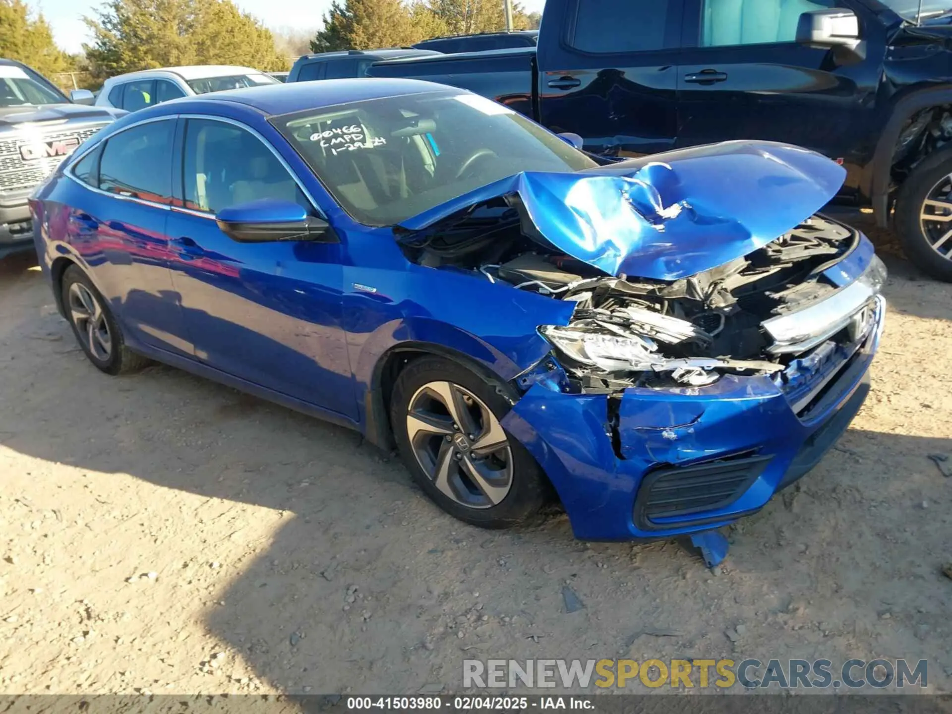 1 Photograph of a damaged car 19XZE4F14KE004661 HONDA INSIGHT 2019