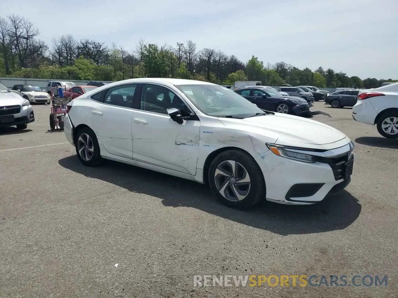 4 Photograph of a damaged car 19XZE4F15KE014079 HONDA INSIGHT 2019