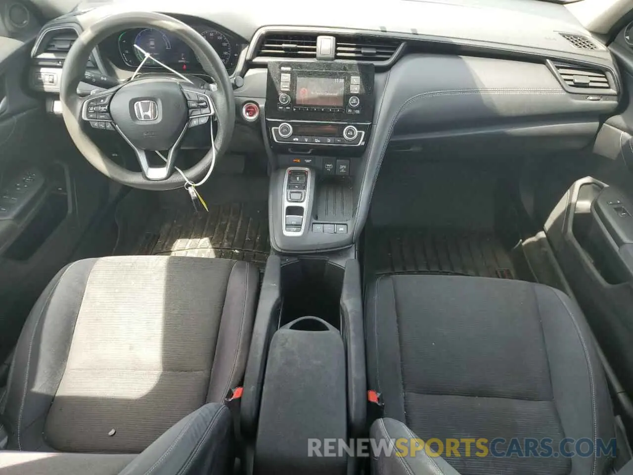 8 Photograph of a damaged car 19XZE4F15KE014079 HONDA INSIGHT 2019