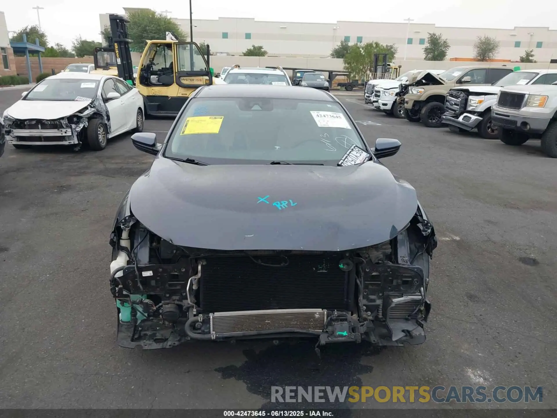 12 Photograph of a damaged car 19XZE4F17KE004511 HONDA INSIGHT 2019