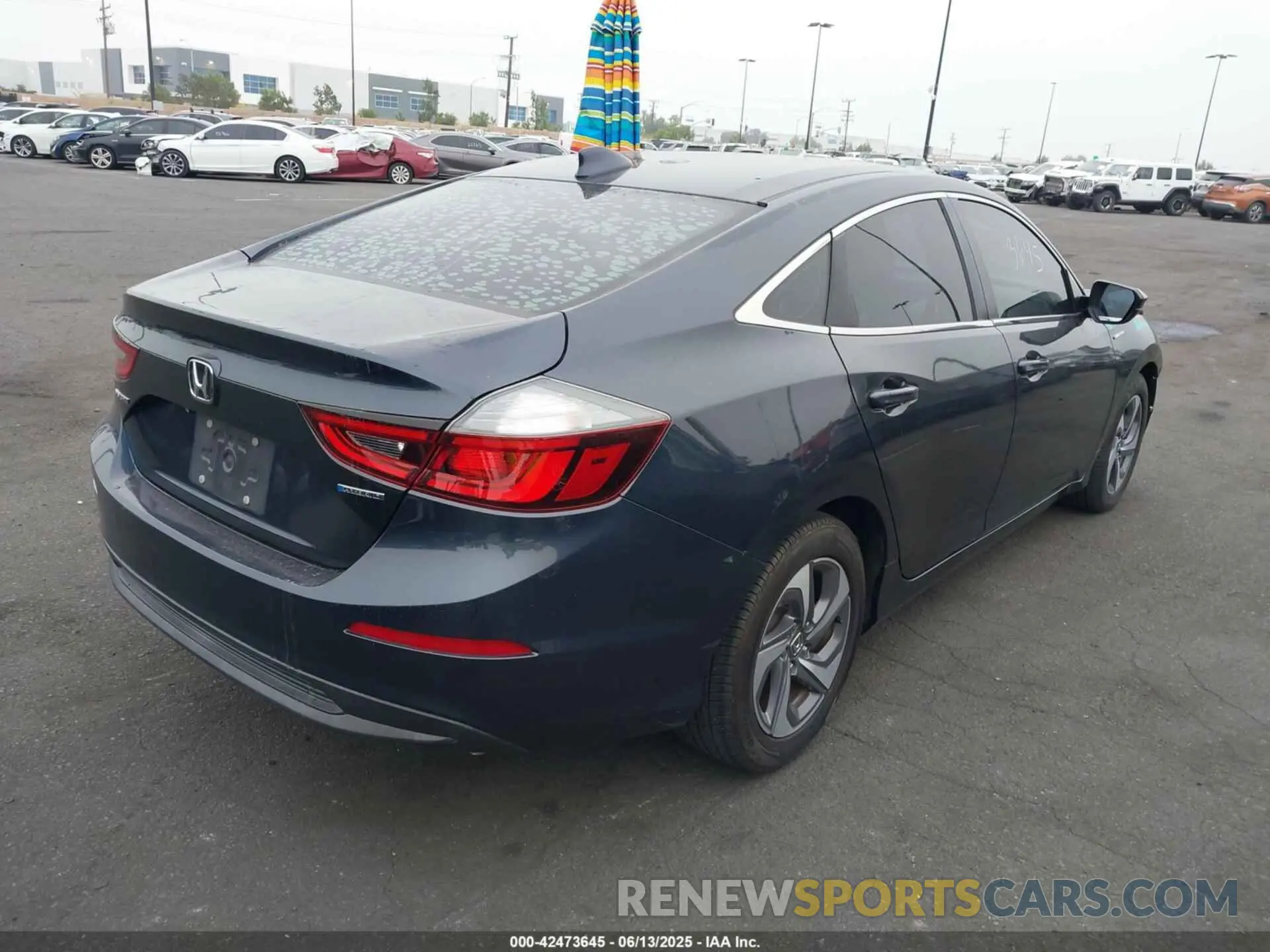 4 Photograph of a damaged car 19XZE4F17KE004511 HONDA INSIGHT 2019