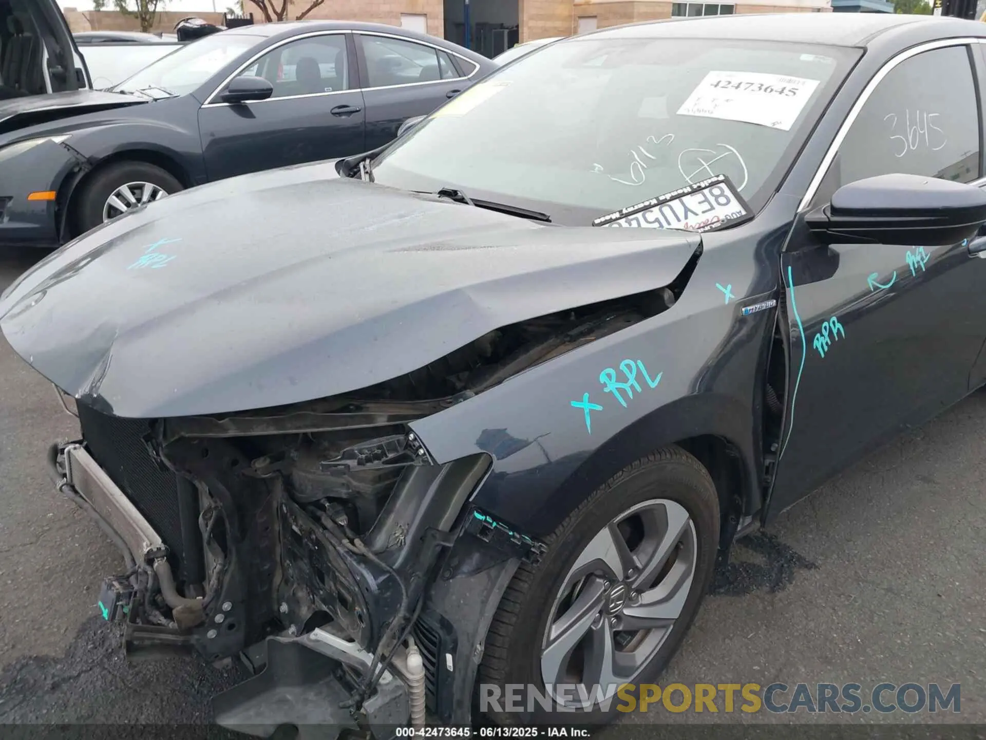 6 Photograph of a damaged car 19XZE4F17KE004511 HONDA INSIGHT 2019