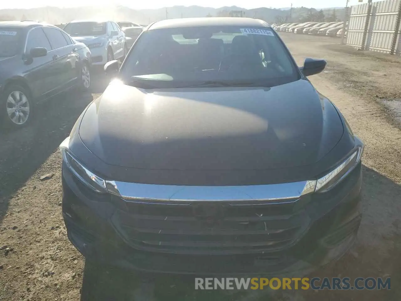 5 Photograph of a damaged car 19XZE4F19KE019060 HONDA INSIGHT 2019