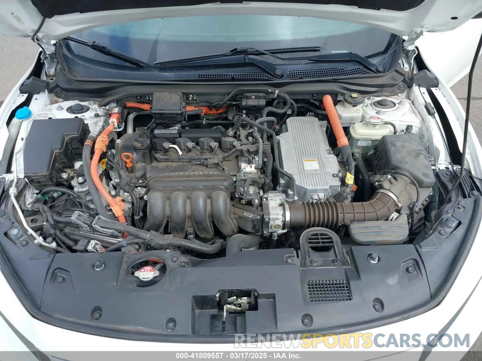 10 Photograph of a damaged car 19XZE4F50KE005082 HONDA INSIGHT 2019