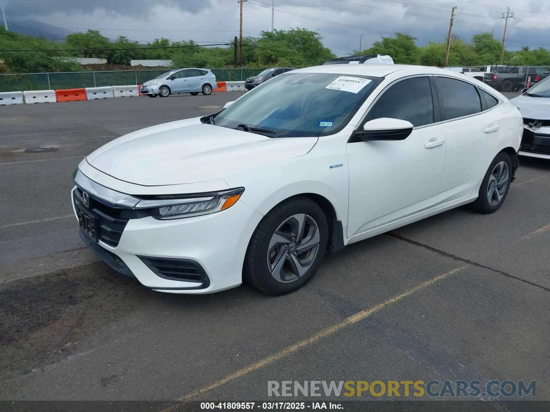 2 Photograph of a damaged car 19XZE4F50KE005082 HONDA INSIGHT 2019