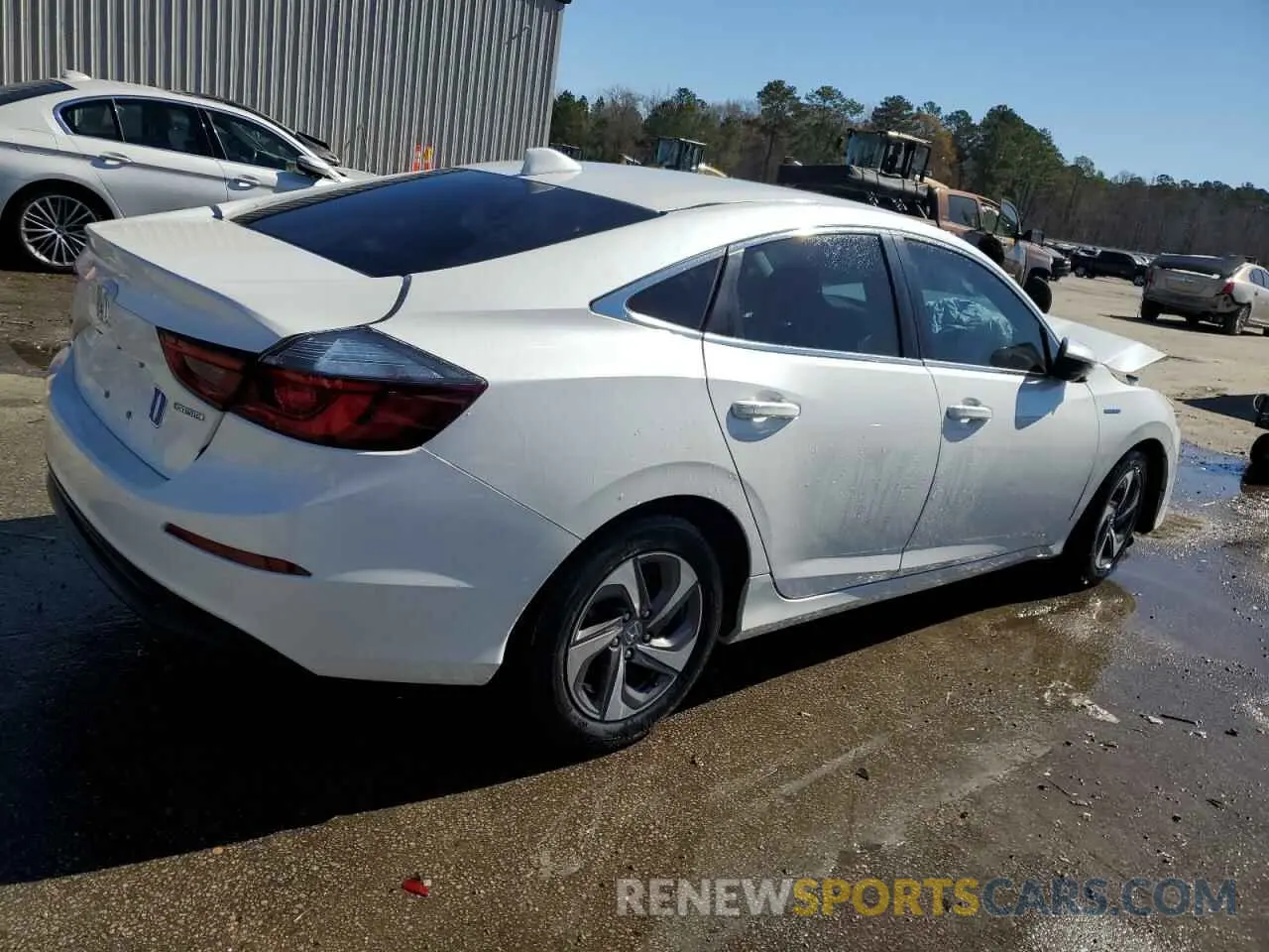 3 Photograph of a damaged car 19XZE4F50KE033304 HONDA INSIGHT 2019