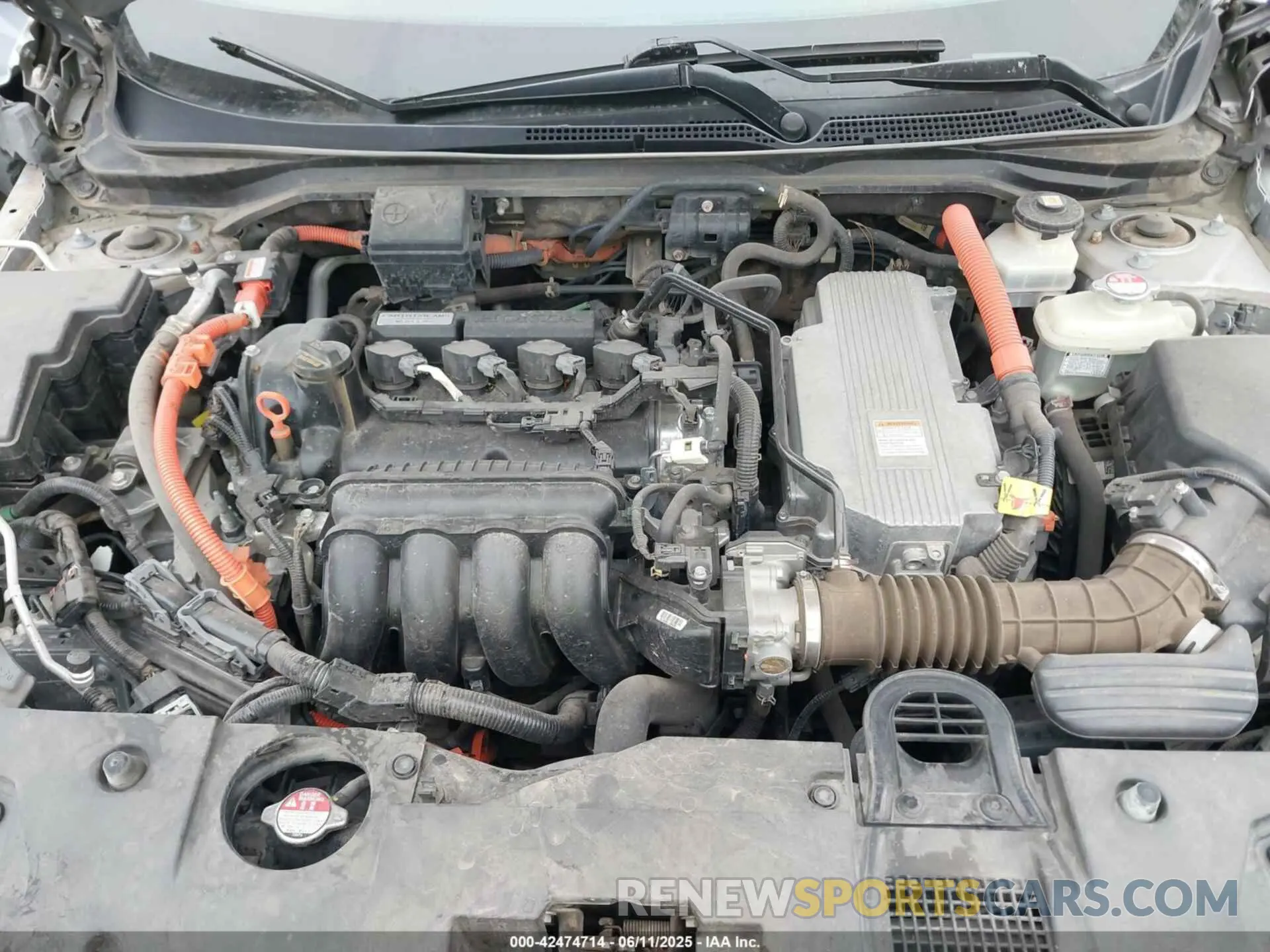 10 Photograph of a damaged car 19XZE4F51KE003969 HONDA INSIGHT 2019
