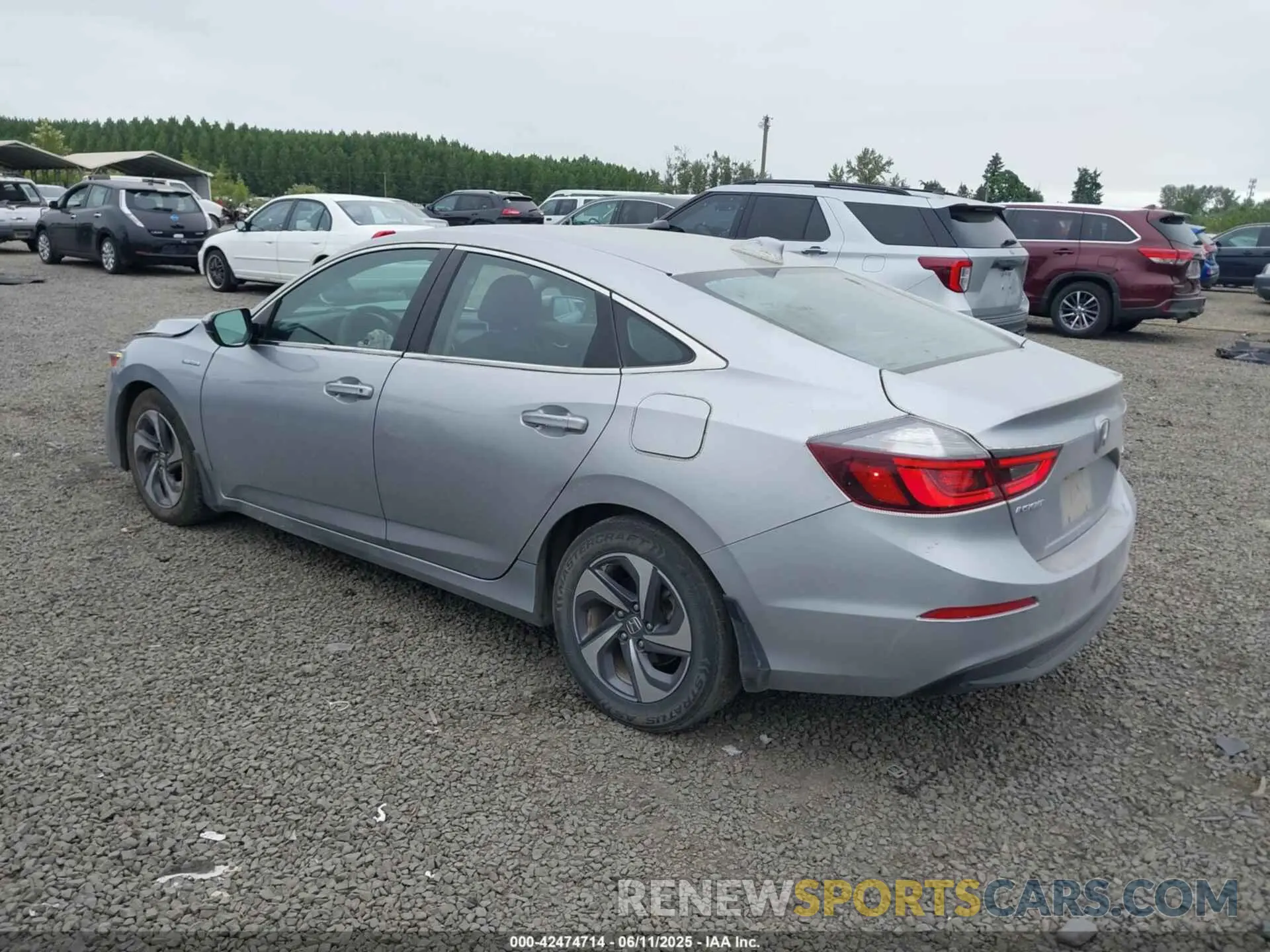 3 Photograph of a damaged car 19XZE4F51KE003969 HONDA INSIGHT 2019