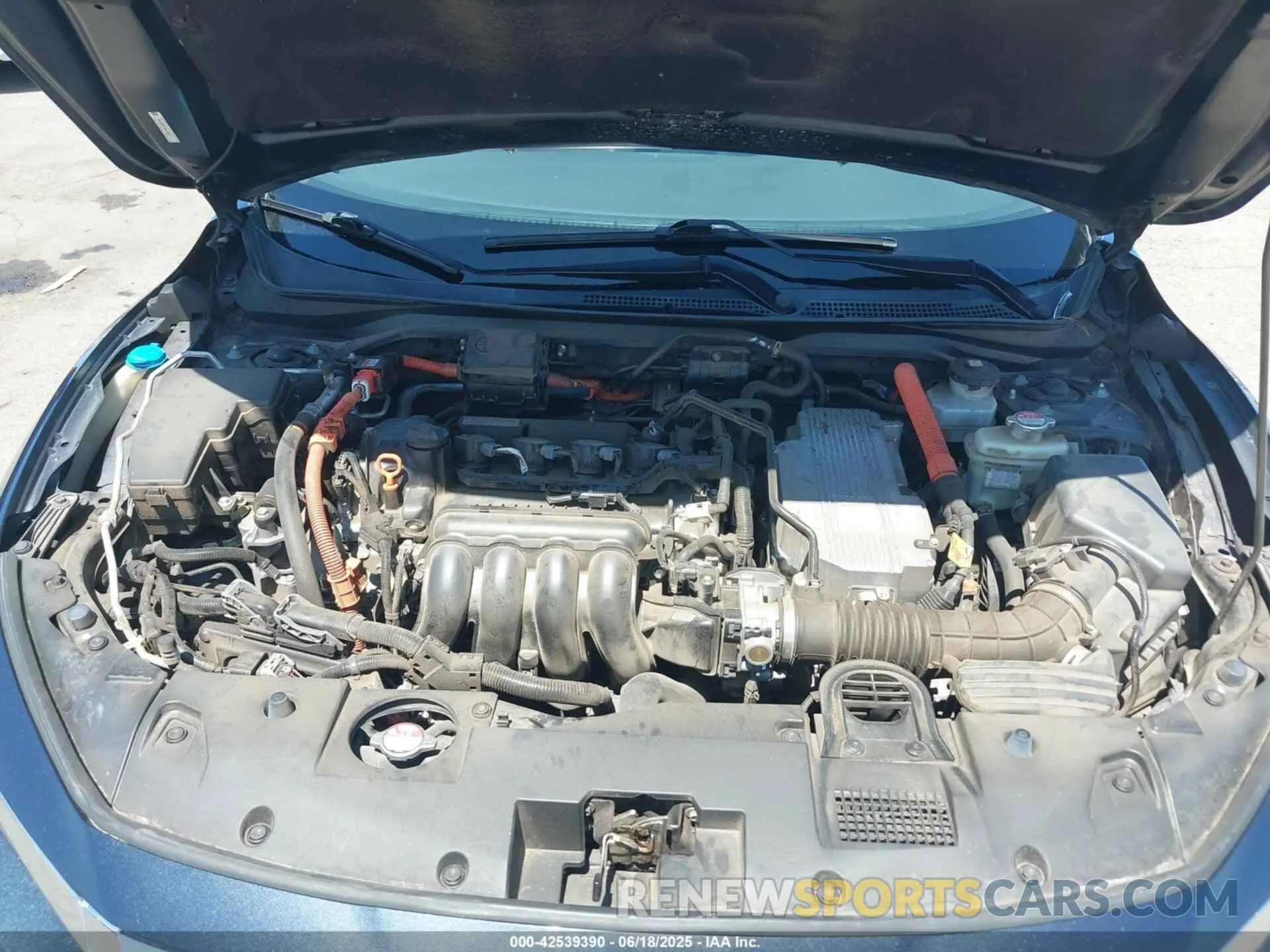 10 Photograph of a damaged car 19XZE4F51KE018827 HONDA INSIGHT 2019