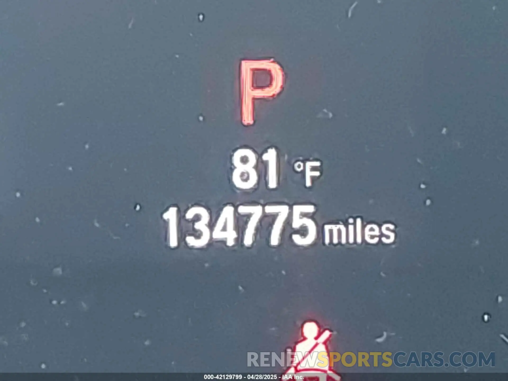 15 Photograph of a damaged car 19XZE4F52KE010915 HONDA INSIGHT 2019