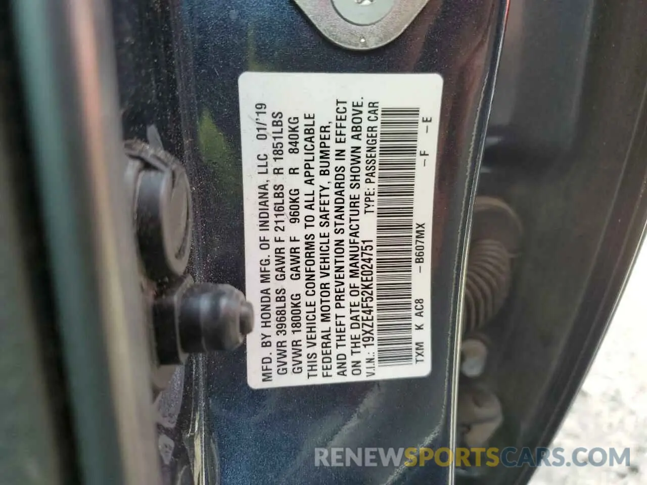 12 Photograph of a damaged car 19XZE4F52KE024751 HONDA INSIGHT 2019