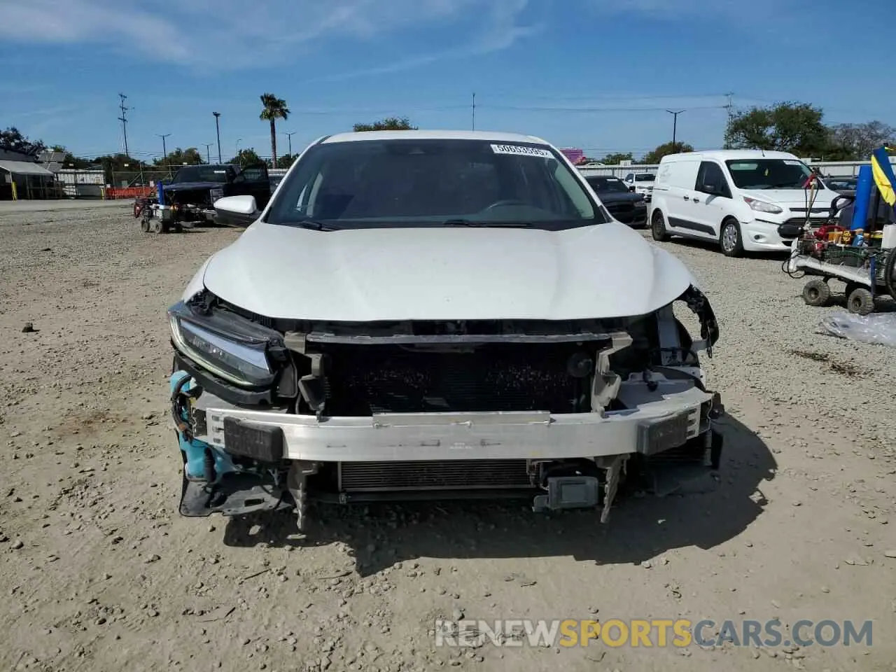 5 Photograph of a damaged car 19XZE4F53KE017338 HONDA INSIGHT 2019