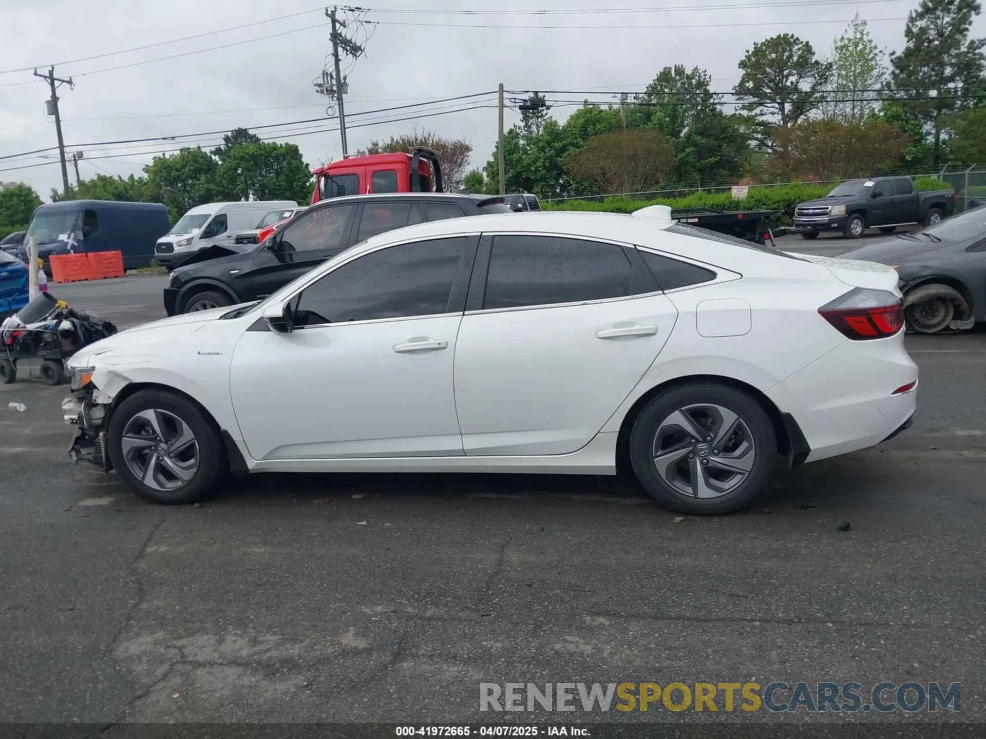 14 Photograph of a damaged car 19XZE4F54KE033029 HONDA INSIGHT 2019