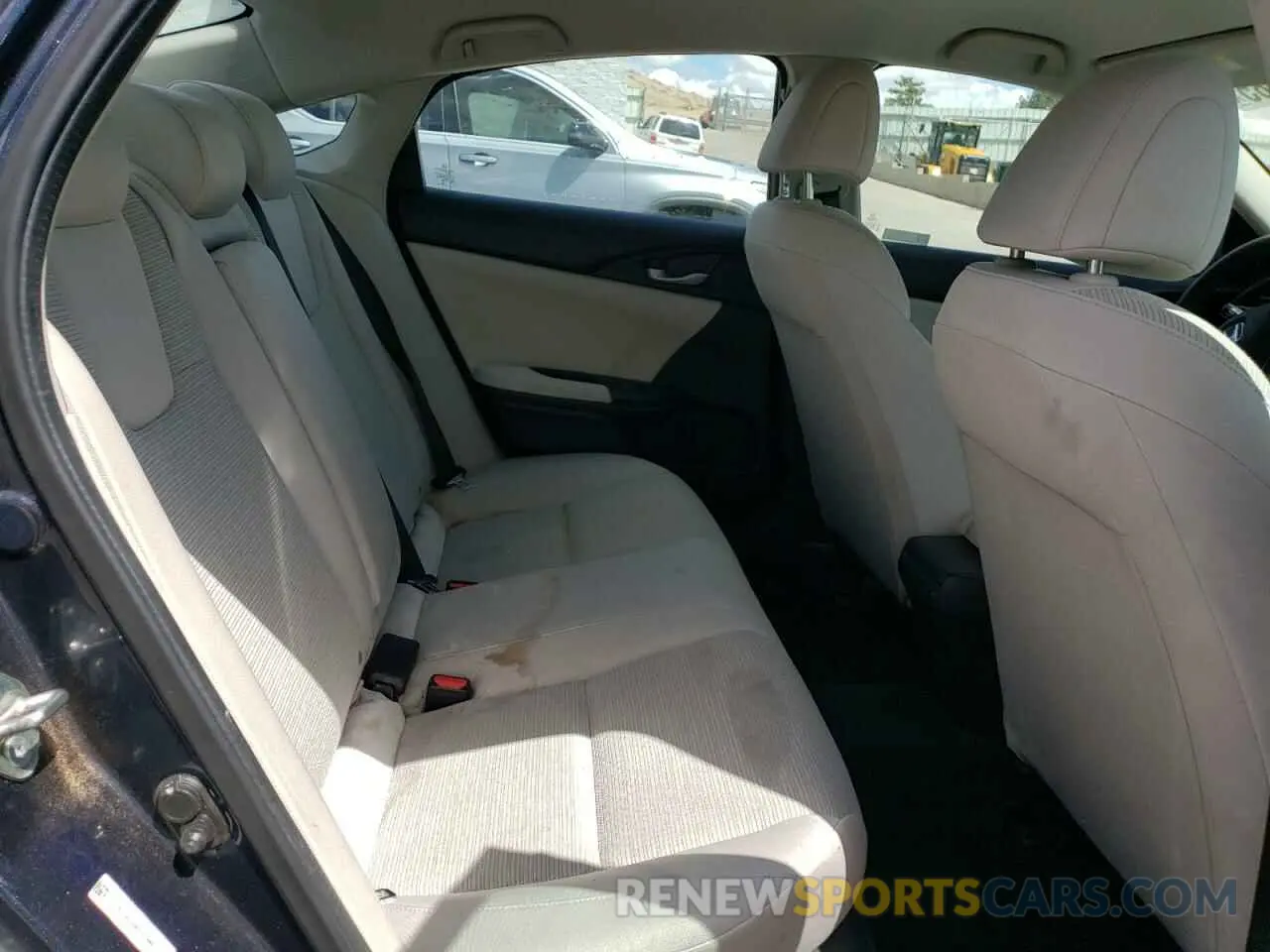 12 Photograph of a damaged car 19XZE4F55KE031886 HONDA INSIGHT 2019
