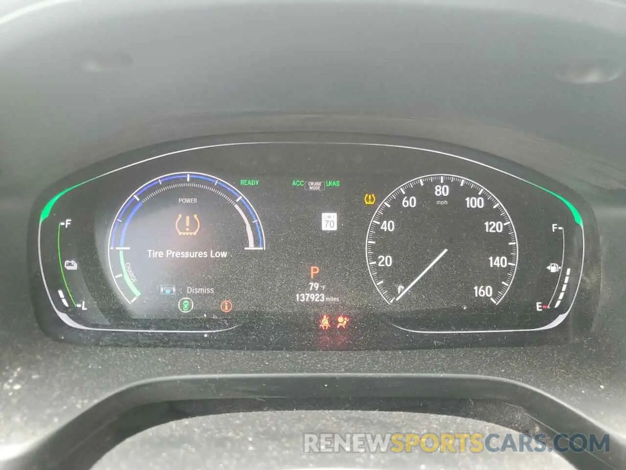 9 Photograph of a damaged car 19XZE4F56KE017334 HONDA INSIGHT 2019