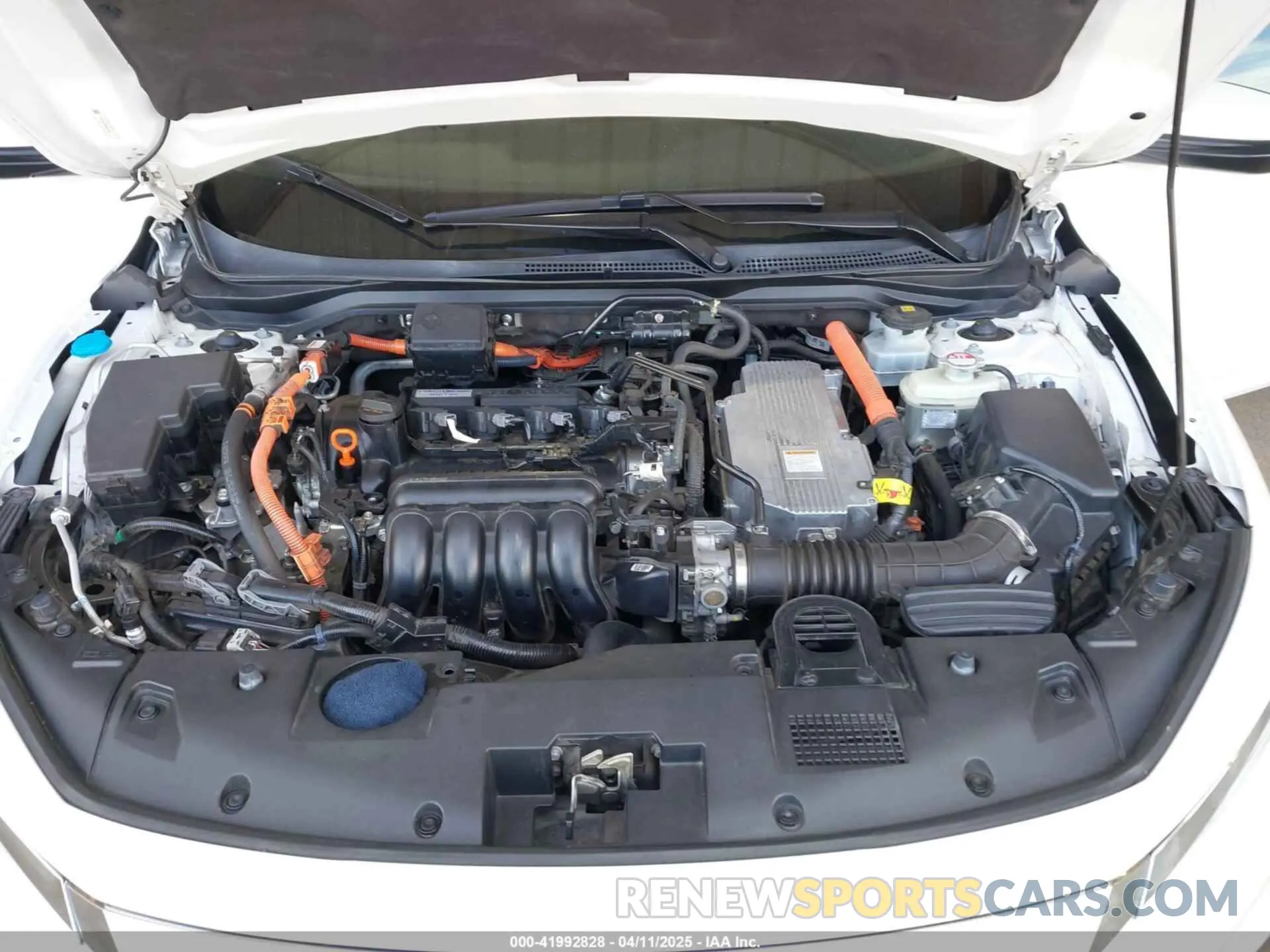 10 Photograph of a damaged car 19XZE4F56KE021402 HONDA INSIGHT 2019
