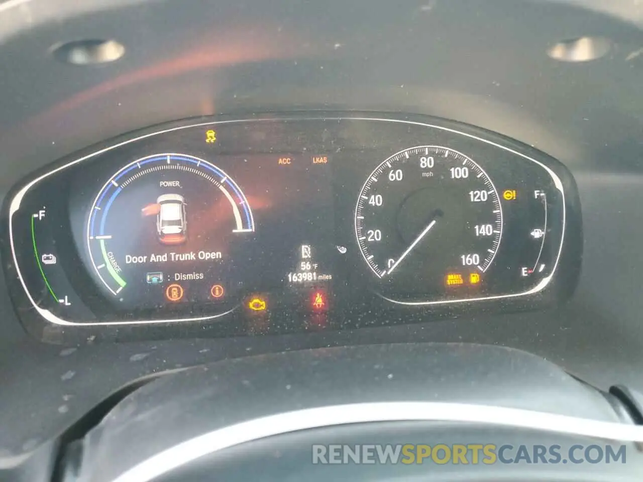 9 Photograph of a damaged car 19XZE4F56KE024655 HONDA INSIGHT 2019