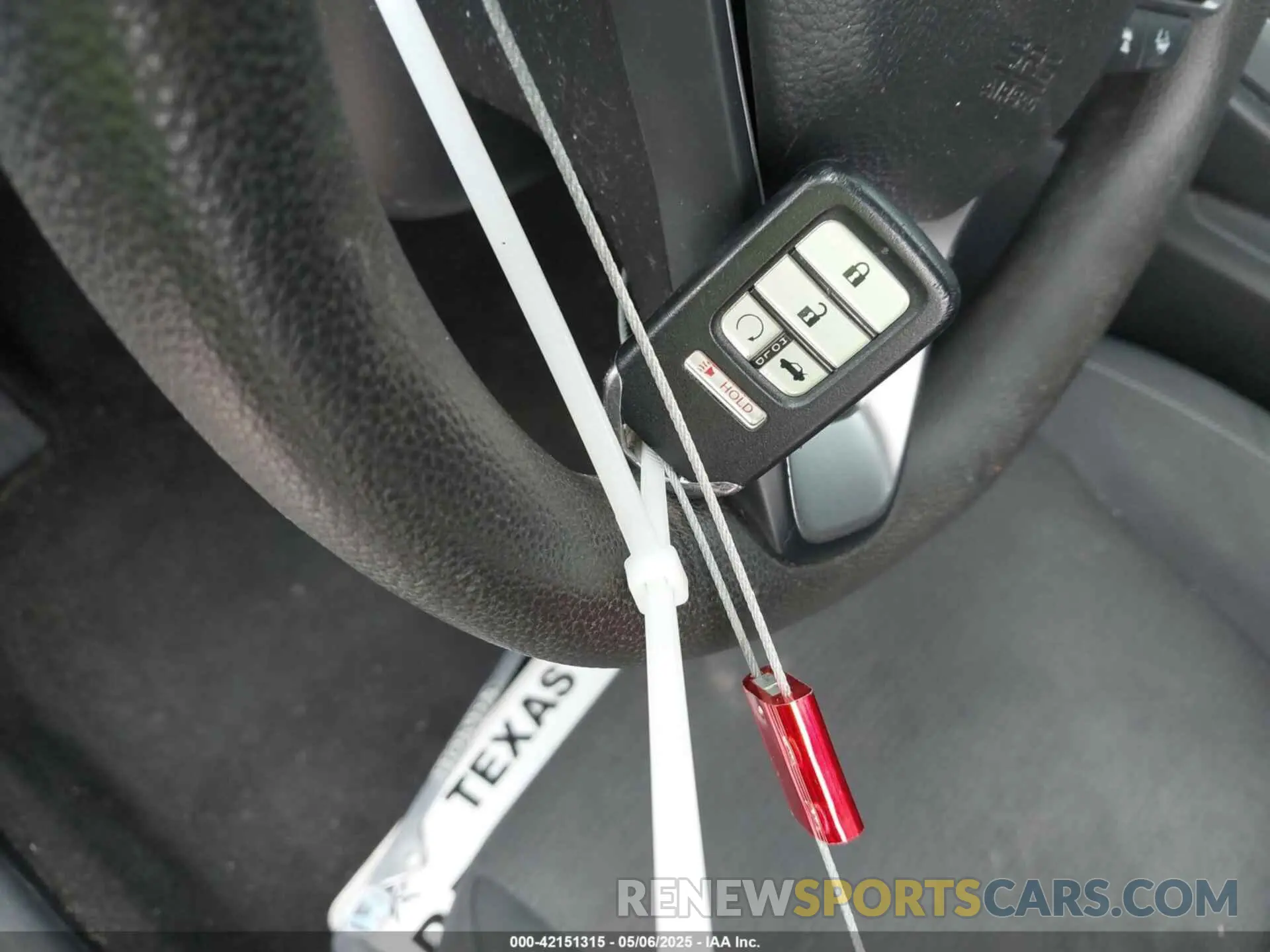 11 Фотография поврежденного автомобиля 19XZE4F56KE025837 HONDA INSIGHT 2019