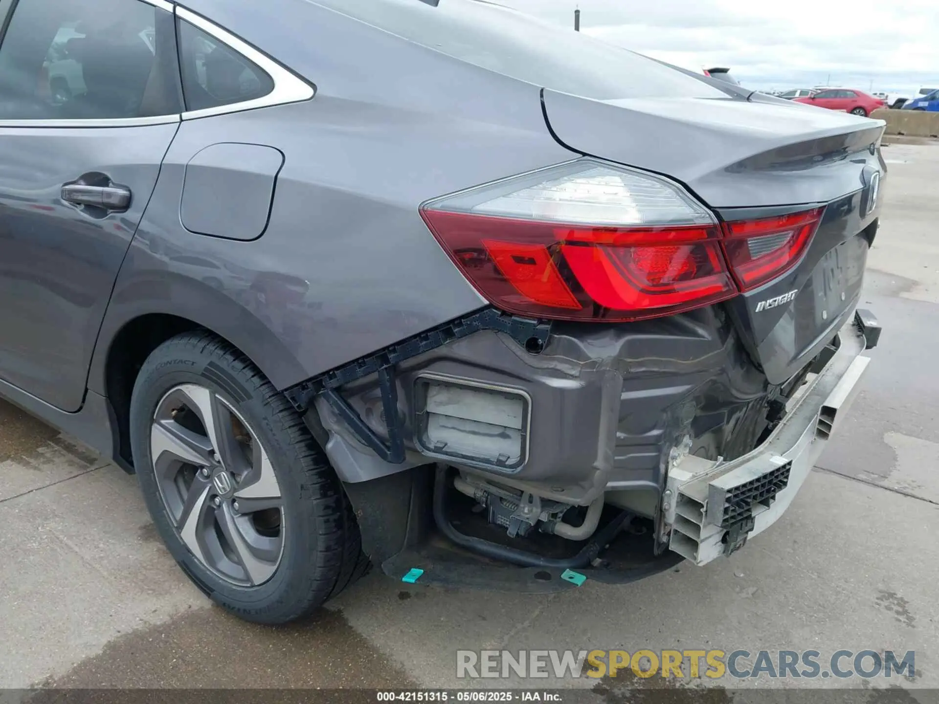 20 Фотография поврежденного автомобиля 19XZE4F56KE025837 HONDA INSIGHT 2019