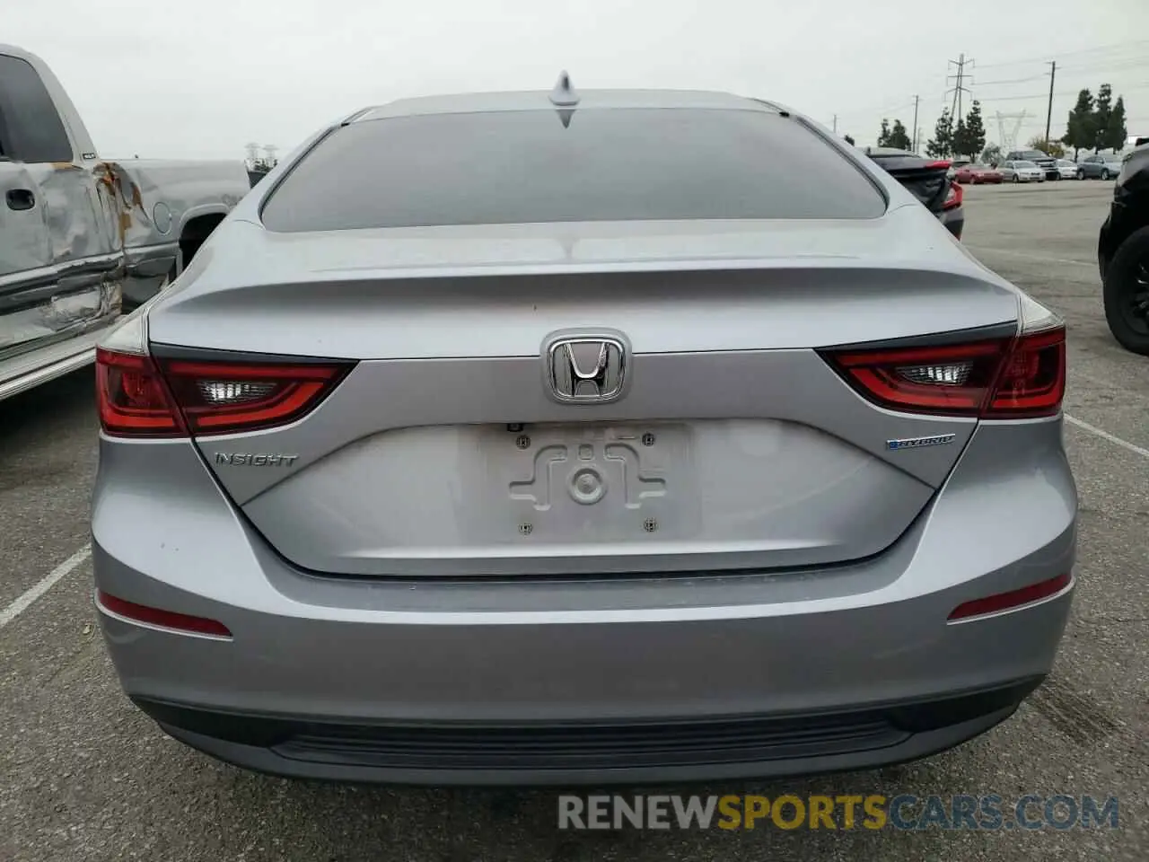 6 Photograph of a damaged car 19XZE4F56KE030293 HONDA INSIGHT 2019