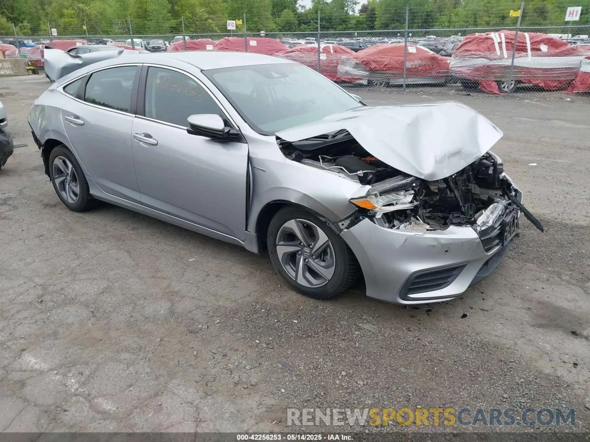 1 Фотография поврежденного автомобиля 19XZE4F57KE009386 HONDA INSIGHT 2019