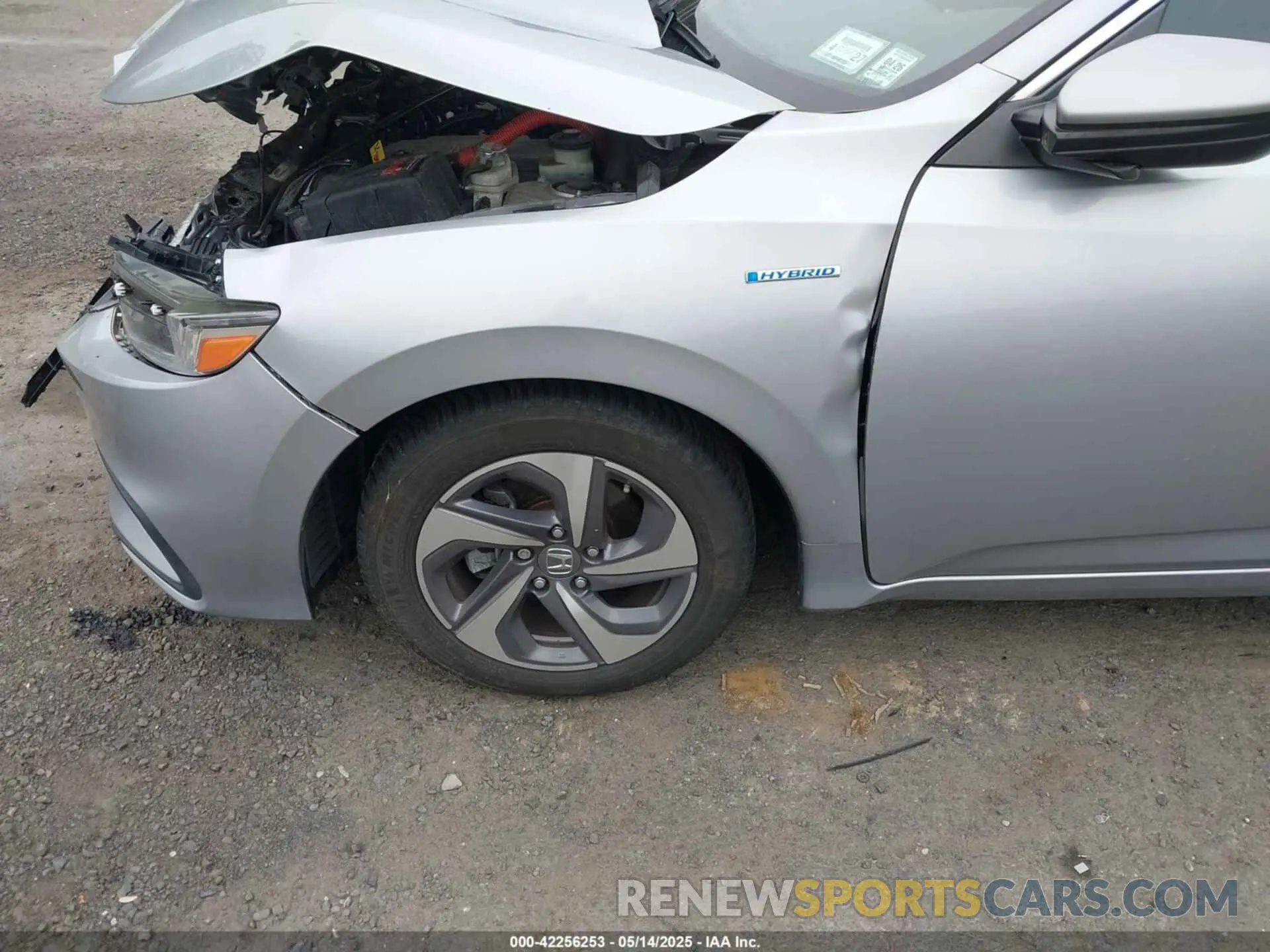20 Фотография поврежденного автомобиля 19XZE4F57KE009386 HONDA INSIGHT 2019