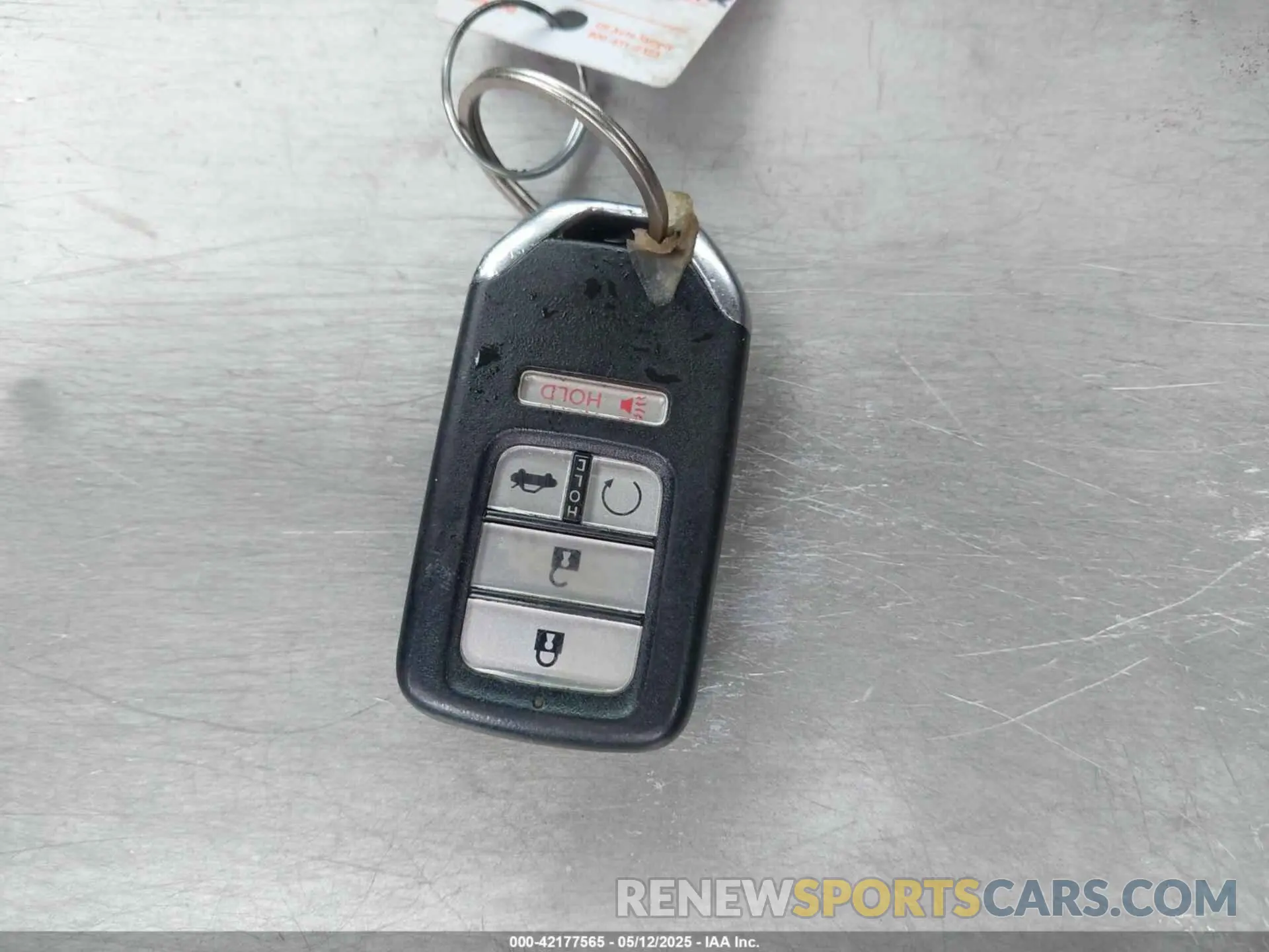 11 Фотография поврежденного автомобиля 19XZE4F57KE018296 HONDA INSIGHT 2019