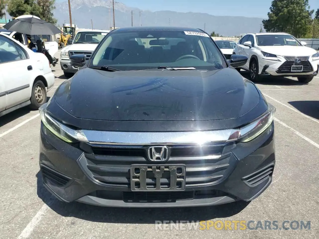 5 Photograph of a damaged car 19XZE4F57KE018492 HONDA INSIGHT 2019