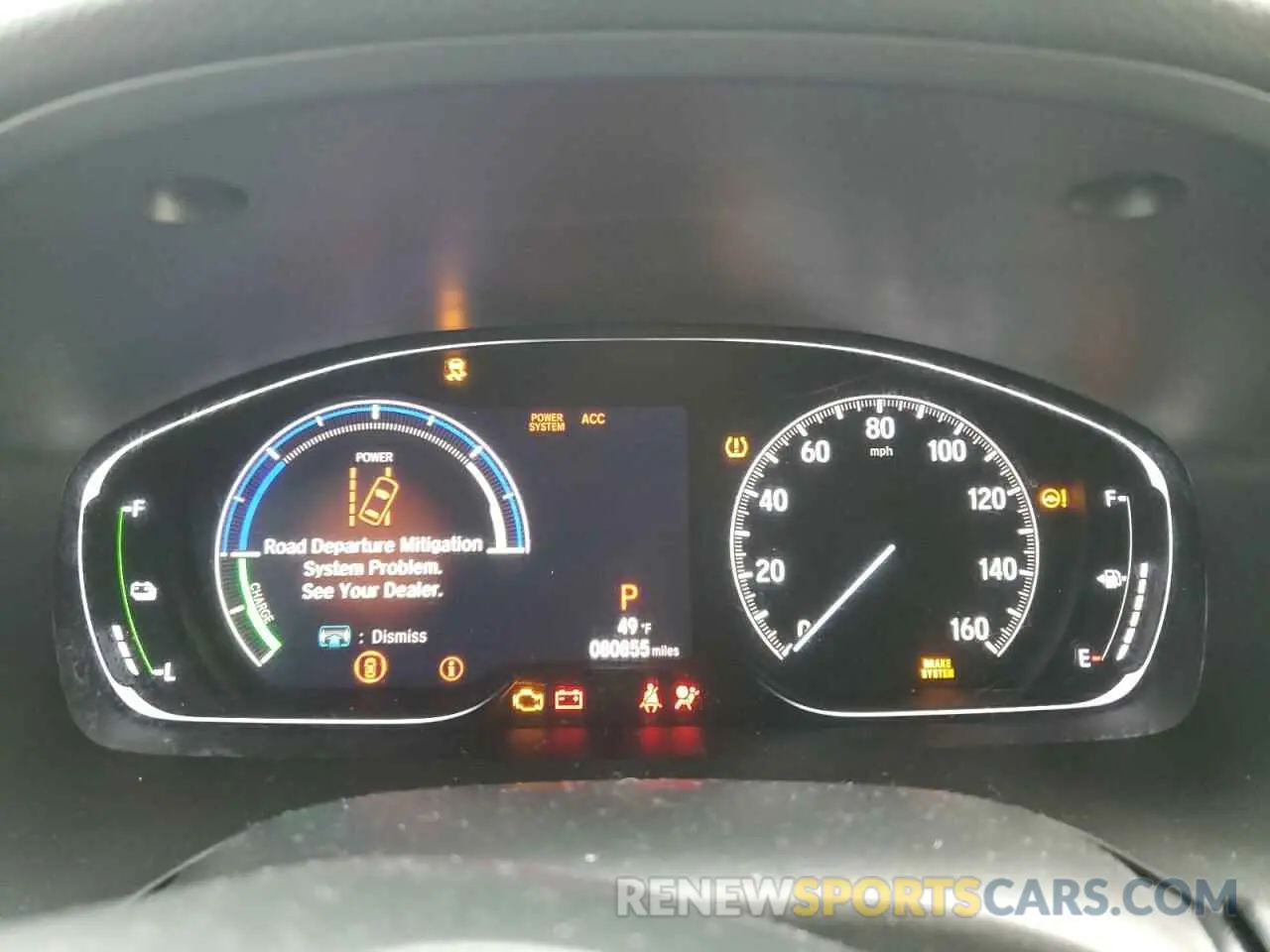 9 Фотография поврежденного автомобиля 19XZE4F58KE017755 HONDA INSIGHT 2019