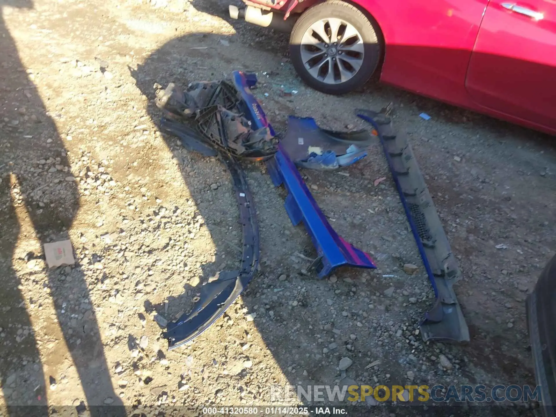 12 Photograph of a damaged car 19XZE4F59KE007669 HONDA INSIGHT 2019
