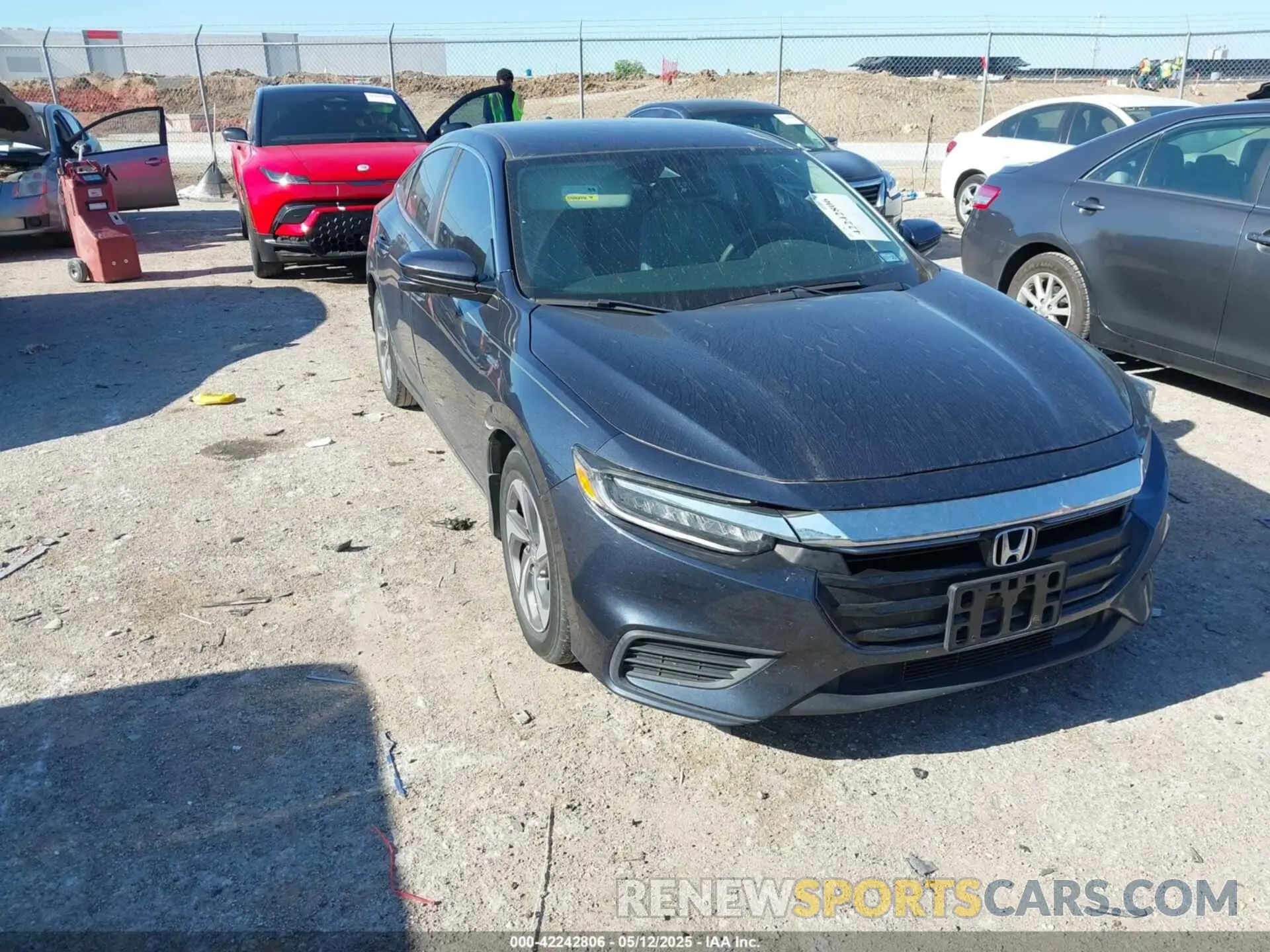 1 Фотография поврежденного автомобиля 19XZE4F5XKE034153 HONDA INSIGHT 2019