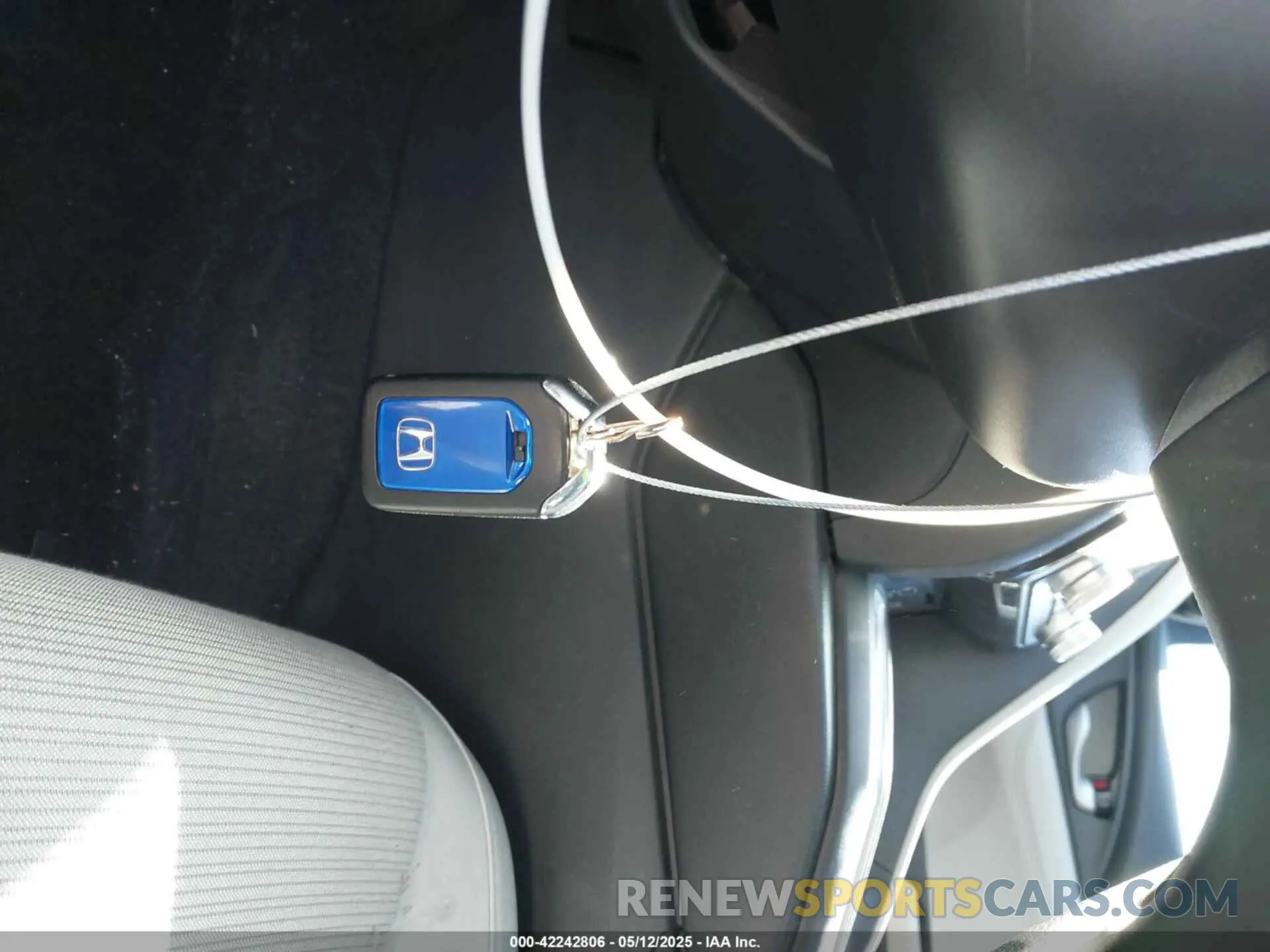 11 Фотография поврежденного автомобиля 19XZE4F5XKE034153 HONDA INSIGHT 2019