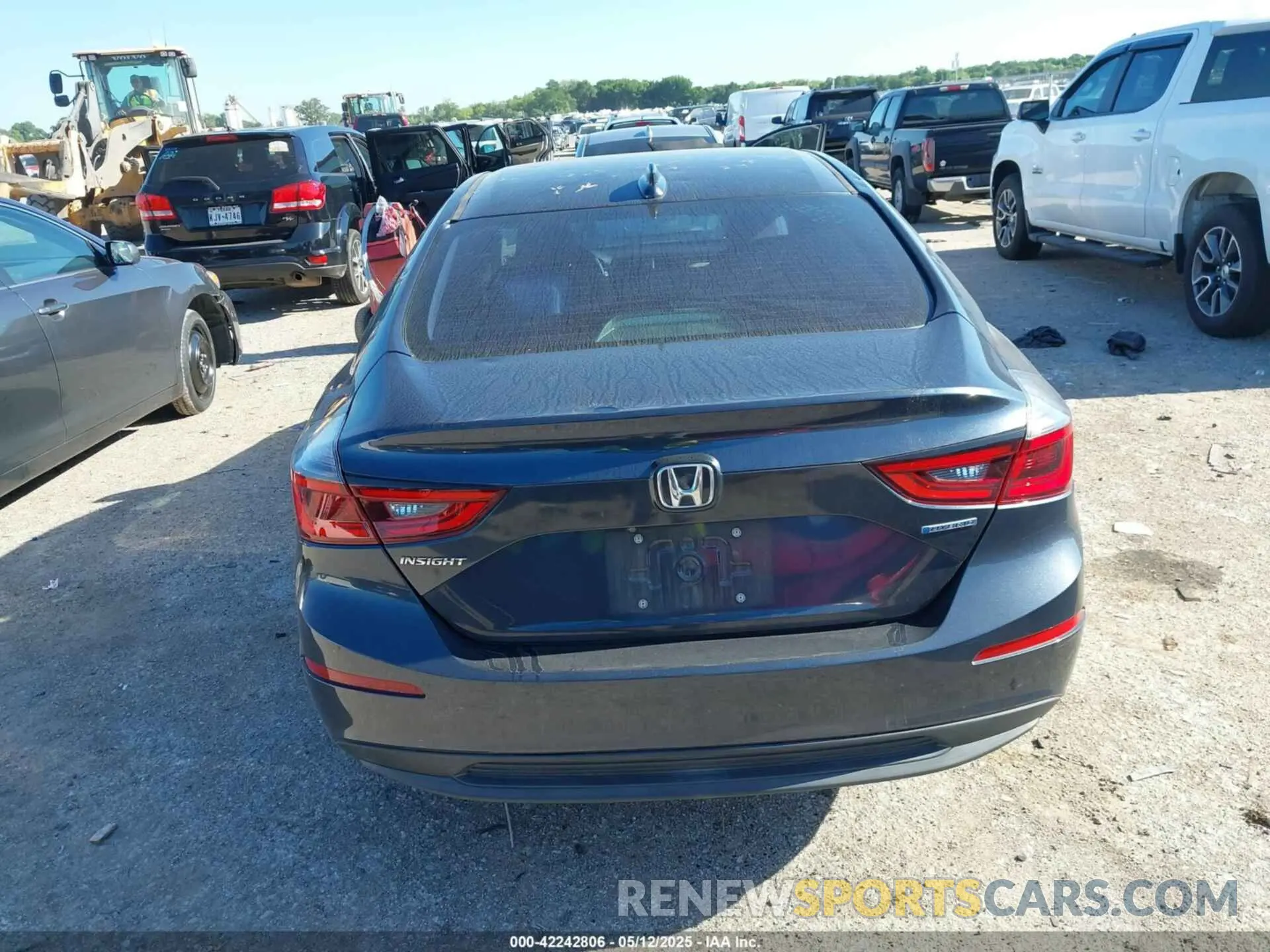 16 Фотография поврежденного автомобиля 19XZE4F5XKE034153 HONDA INSIGHT 2019