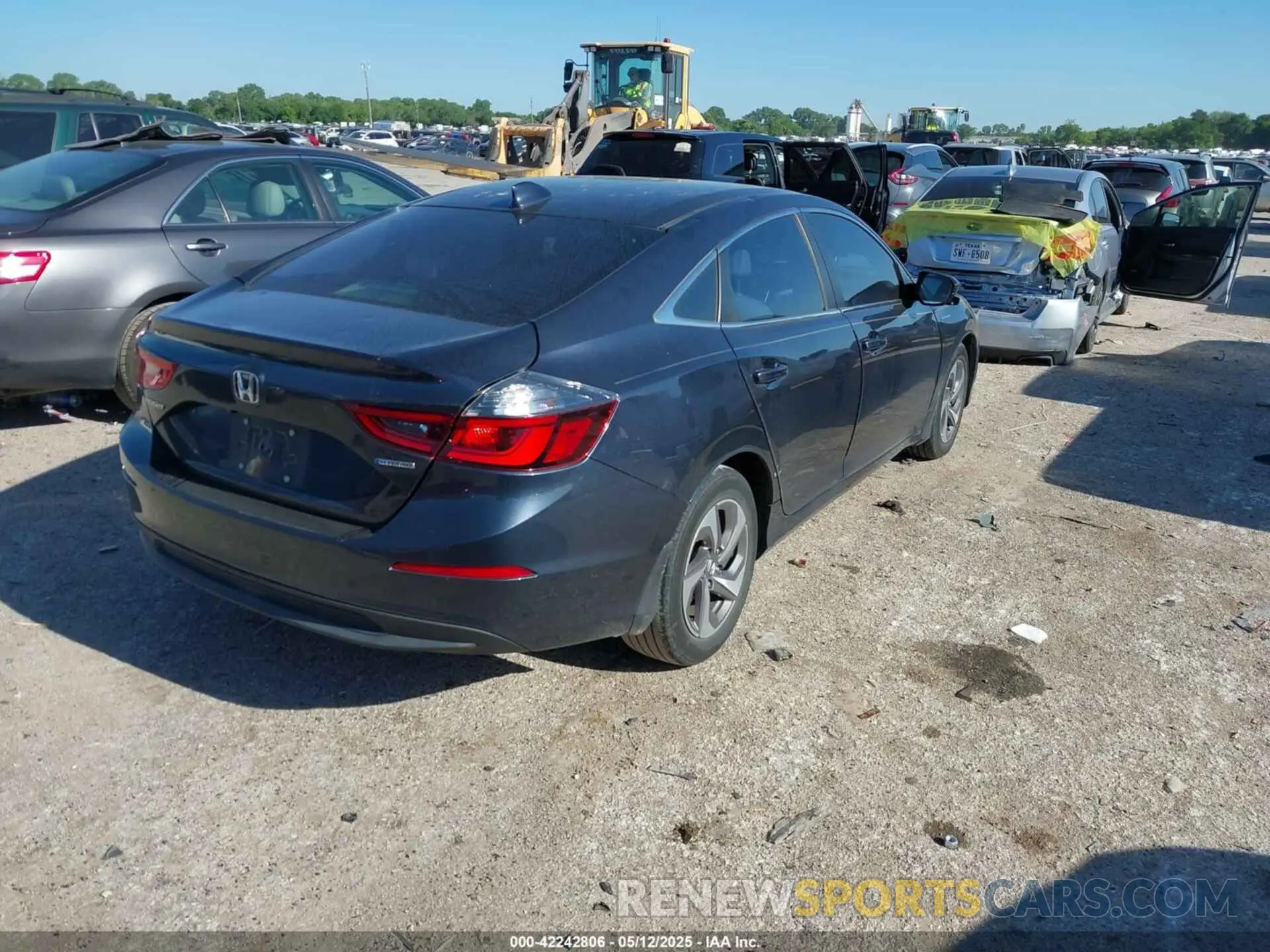4 Фотография поврежденного автомобиля 19XZE4F5XKE034153 HONDA INSIGHT 2019