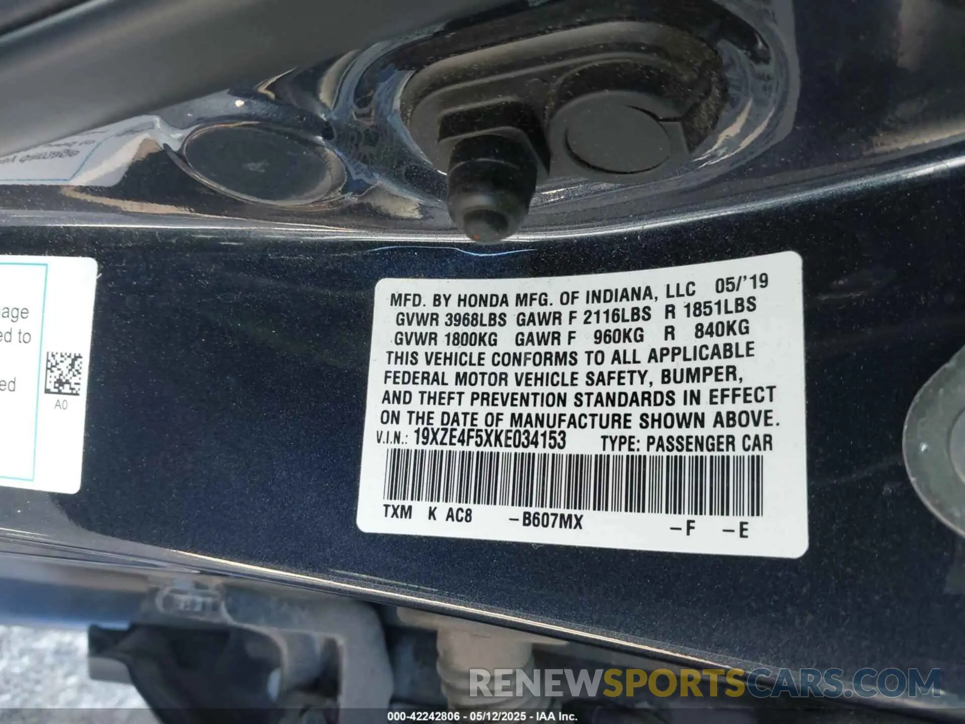 9 Фотография поврежденного автомобиля 19XZE4F5XKE034153 HONDA INSIGHT 2019