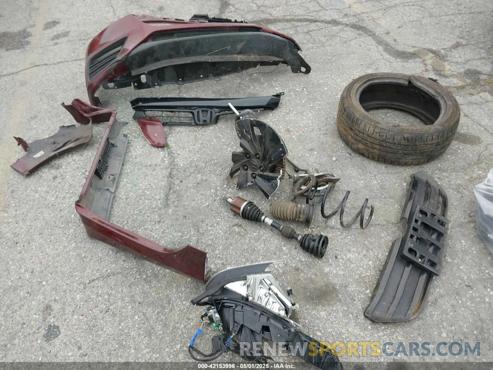 11 Photograph of a damaged car 19XZE4F93KE007802 HONDA INSIGHT 2019