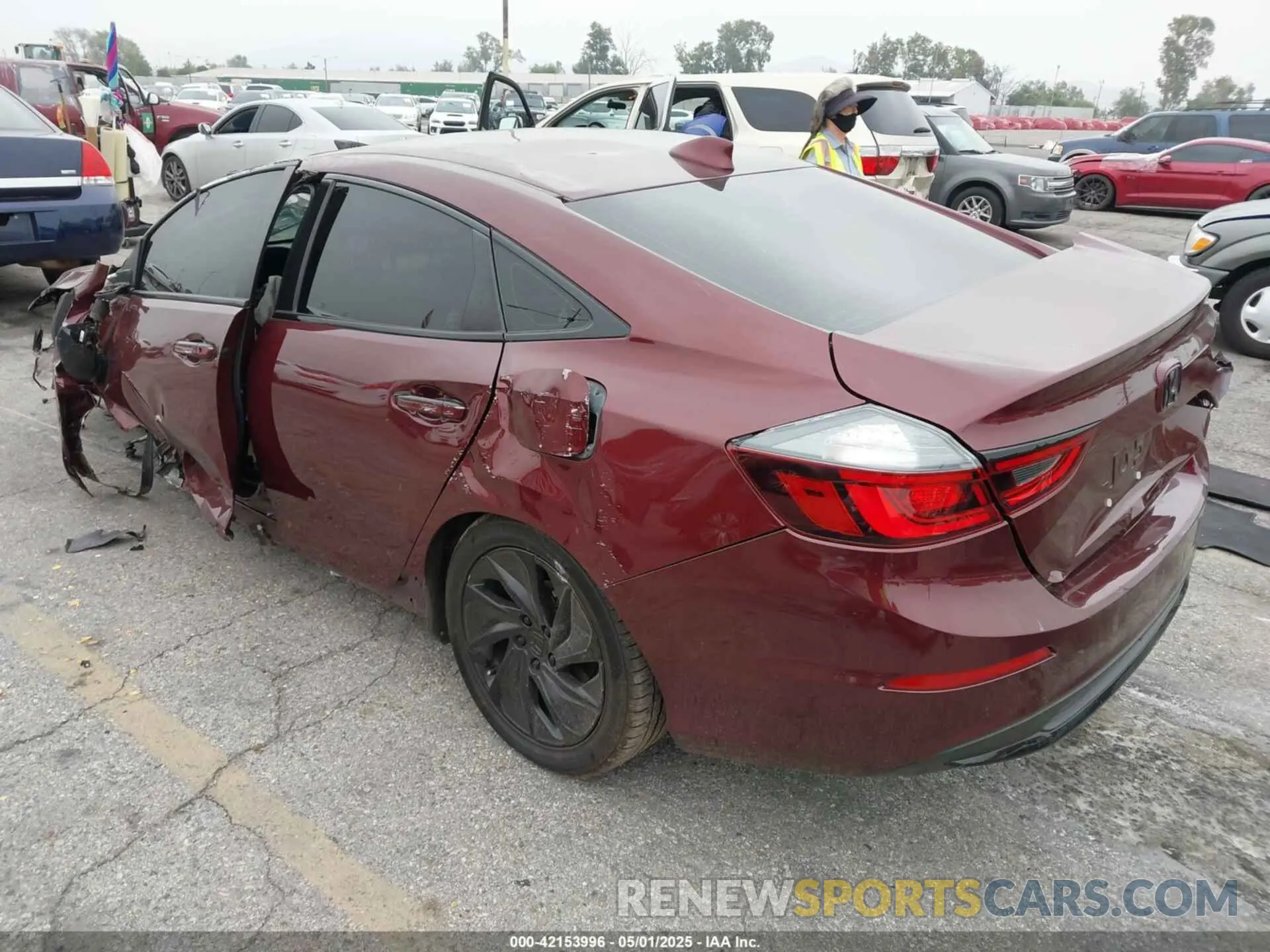 3 Photograph of a damaged car 19XZE4F93KE007802 HONDA INSIGHT 2019