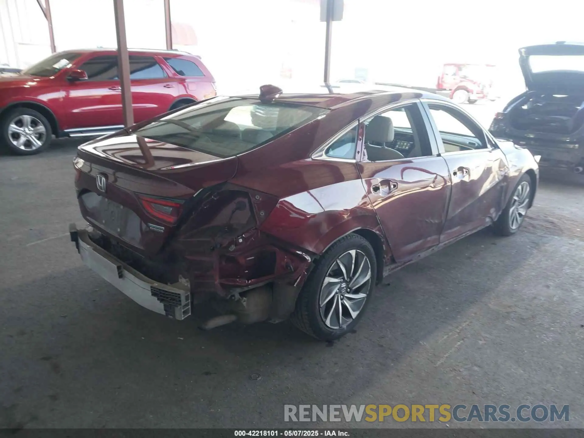 4 Фотография поврежденного автомобиля 19XZE4F94KE014483 HONDA INSIGHT 2019