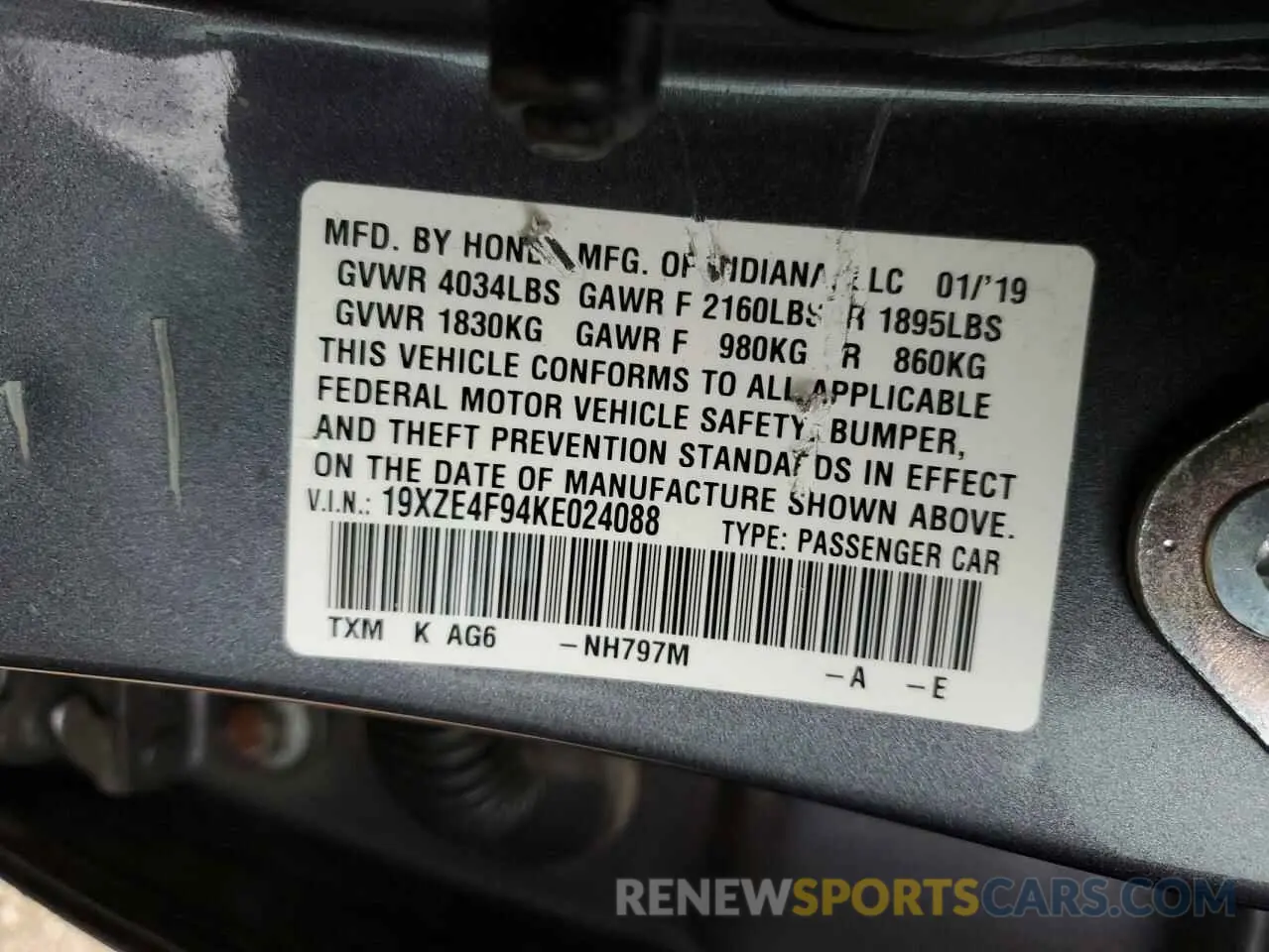 13 Photograph of a damaged car 19XZE4F94KE024088 HONDA INSIGHT 2019