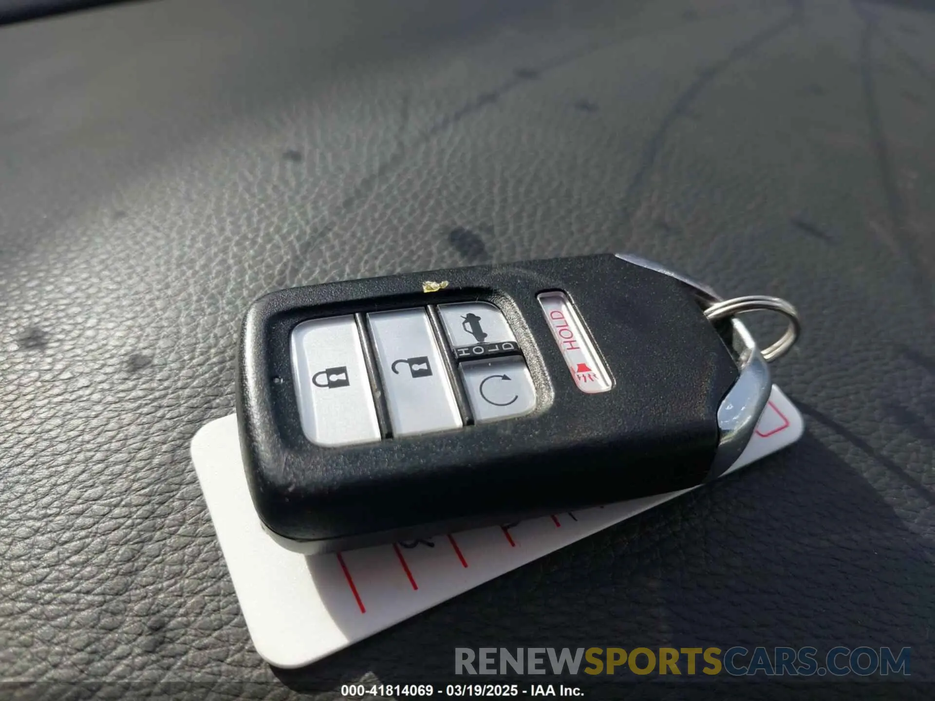 11 Фотография поврежденного автомобиля 19XZE4F95KE020308 HONDA INSIGHT 2019