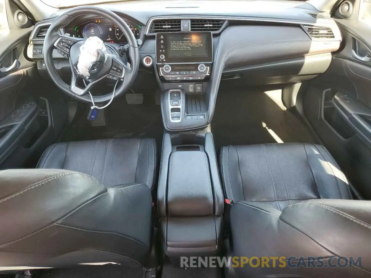 8 Photograph of a damaged car 19XZE4F96KE031589 HONDA INSIGHT 2019