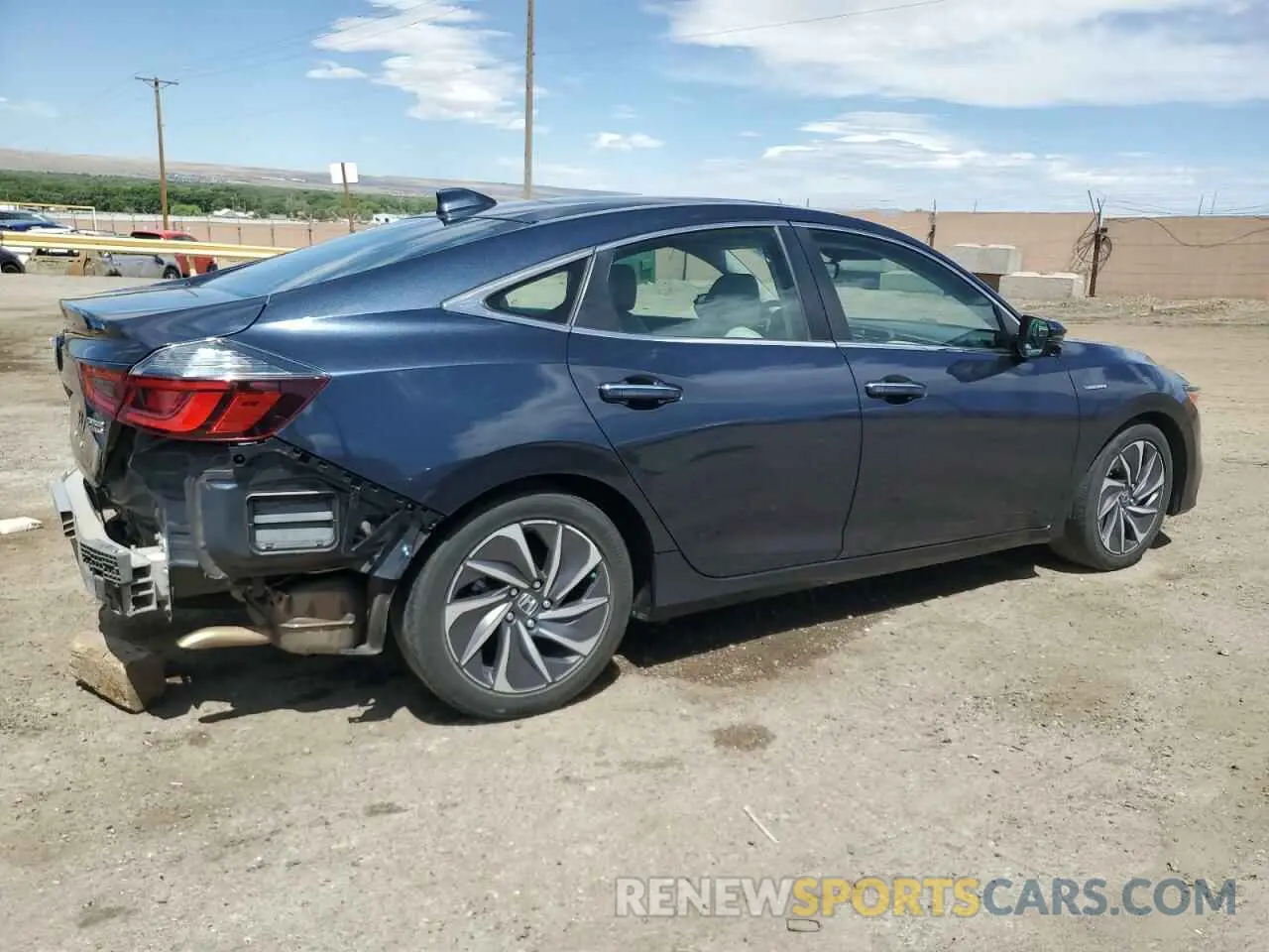 3 Фотография поврежденного автомобиля 19XZE4F98KE000621 HONDA INSIGHT 2019