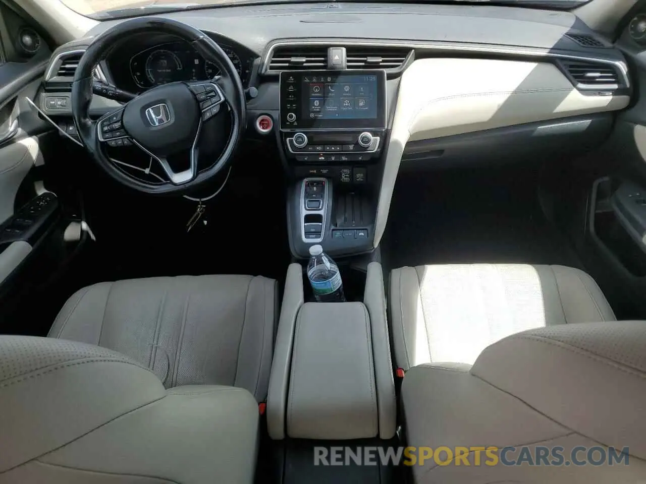 8 Фотография поврежденного автомобиля 19XZE4F98KE000621 HONDA INSIGHT 2019