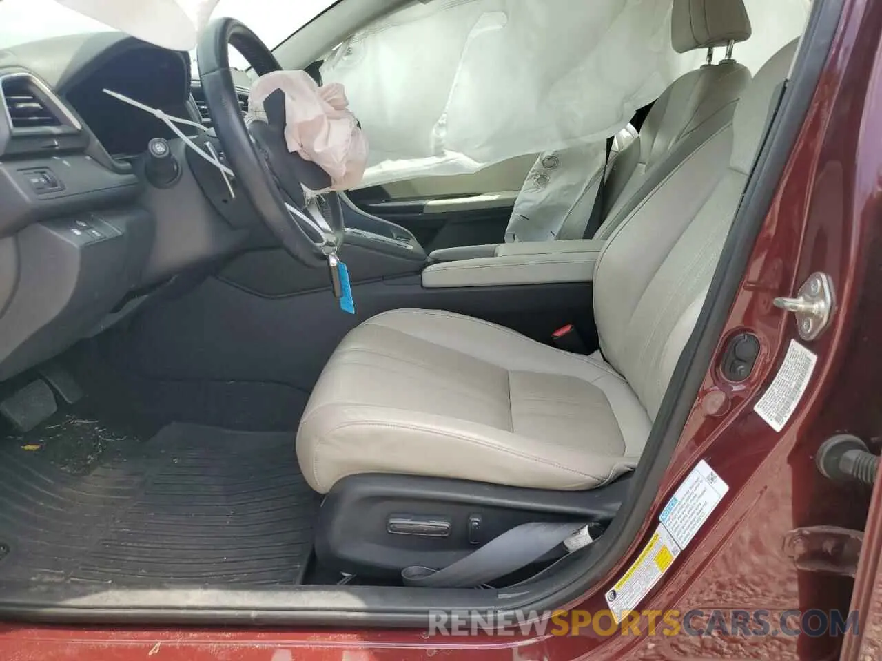 7 Фотография поврежденного автомобиля 19XZE4F98KE019962 HONDA INSIGHT 2019