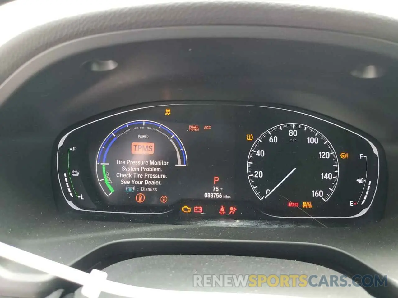 9 Фотография поврежденного автомобиля 19XZE4F98KE019962 HONDA INSIGHT 2019