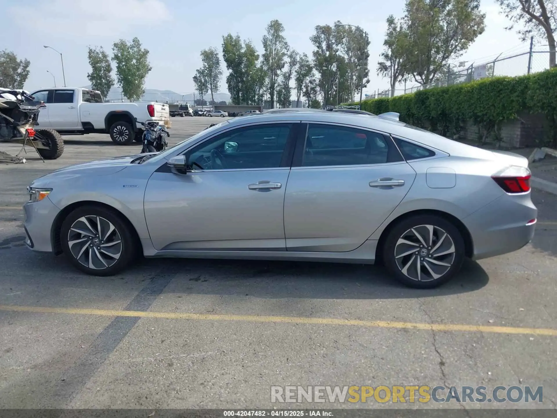 14 Photograph of a damaged car 19XZE4F9XKE016402 HONDA INSIGHT 2019